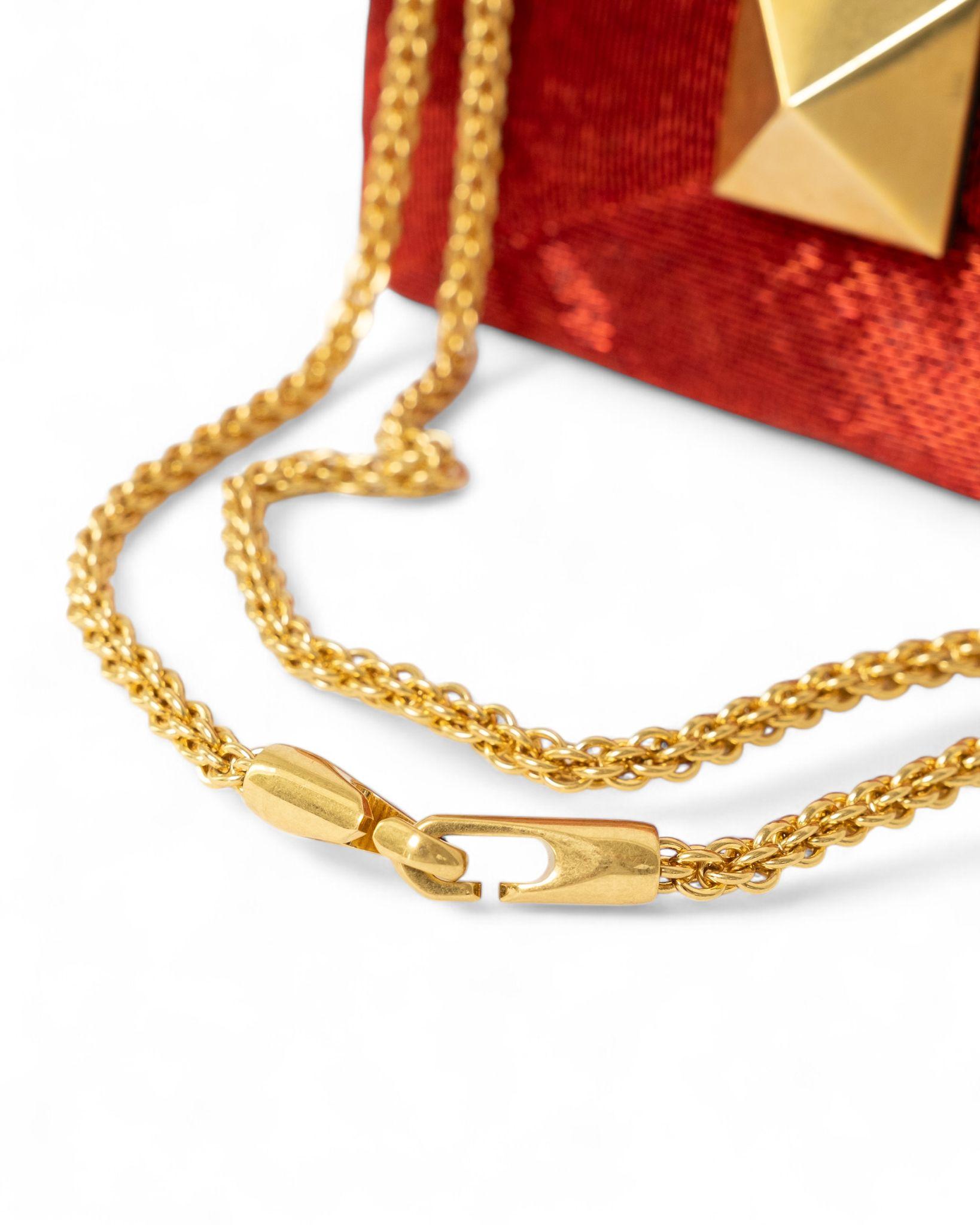 Valentino One Stud L.E. Rouge en vente 2