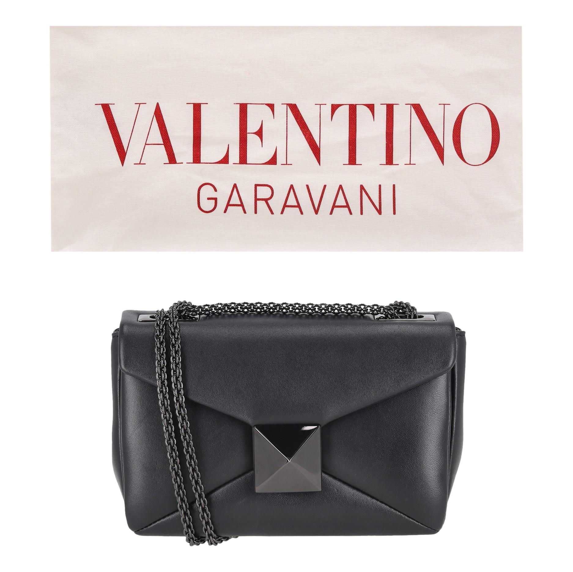 Nero Borsa a tracolla/crossbody in pelle trapuntata Valentino One Stud in vendita