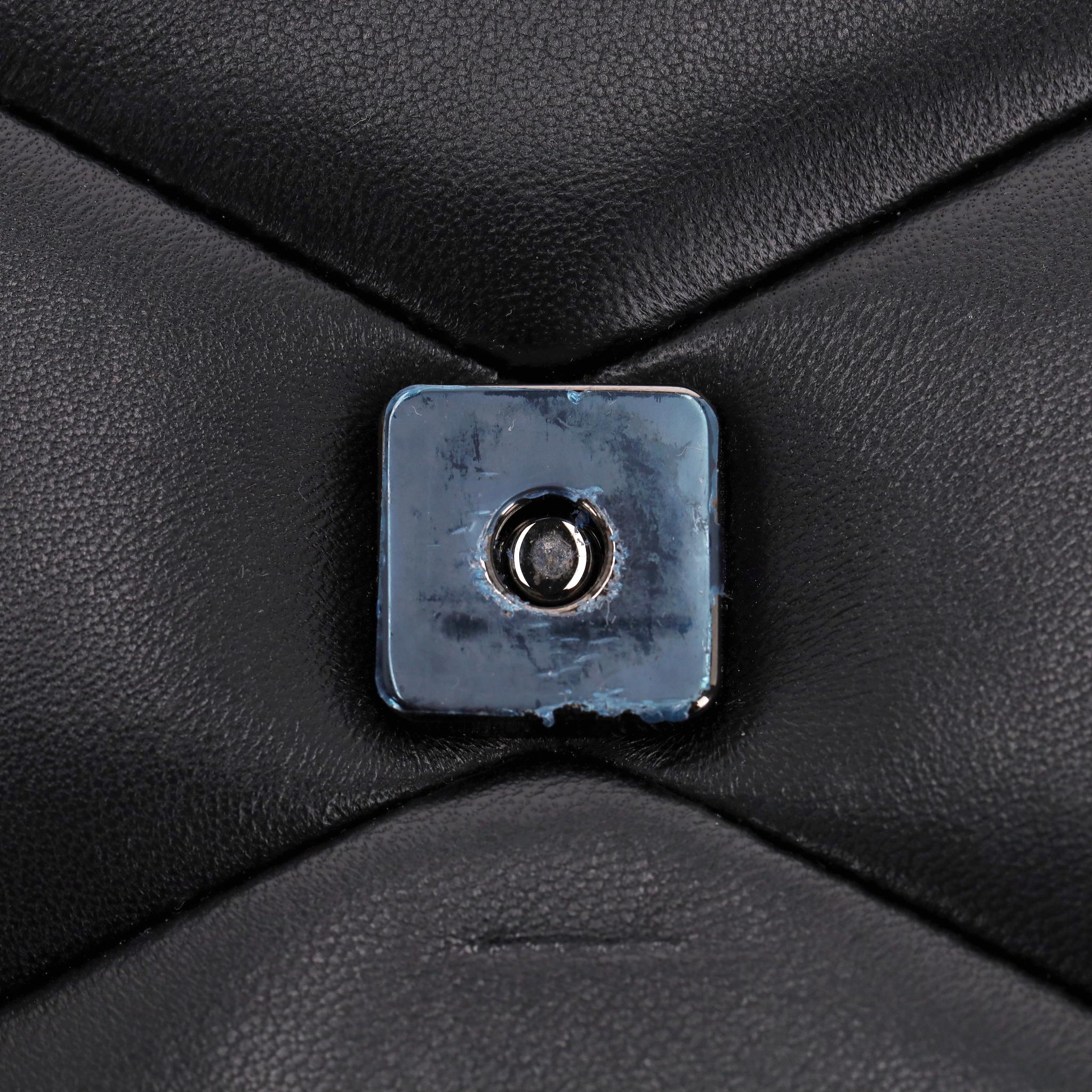 Borsa a tracolla/crossbody in pelle trapuntata Valentino One Stud in vendita 4