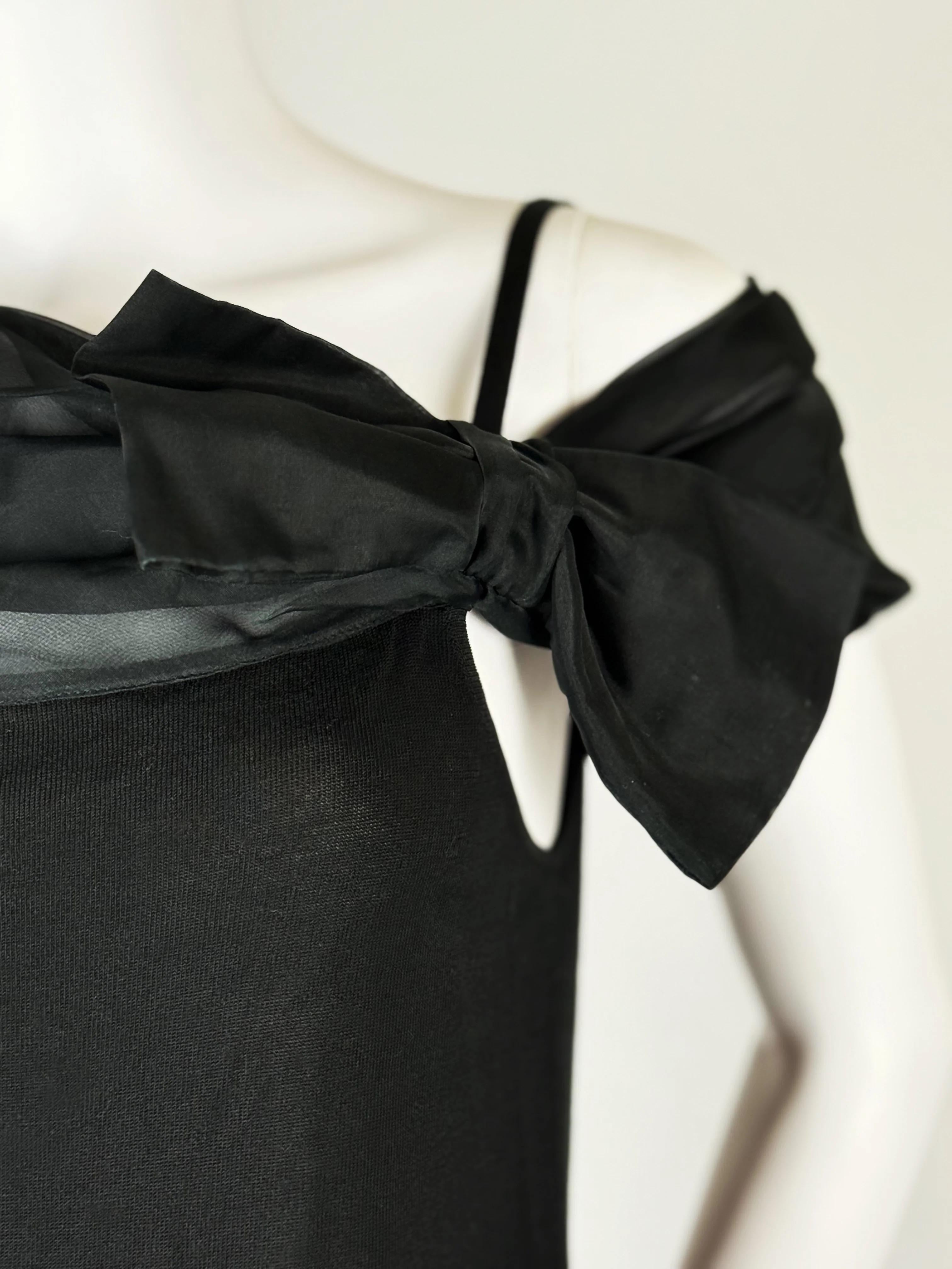 Nero Top con fiocco in organza di Valentino, SS 2008 in vendita