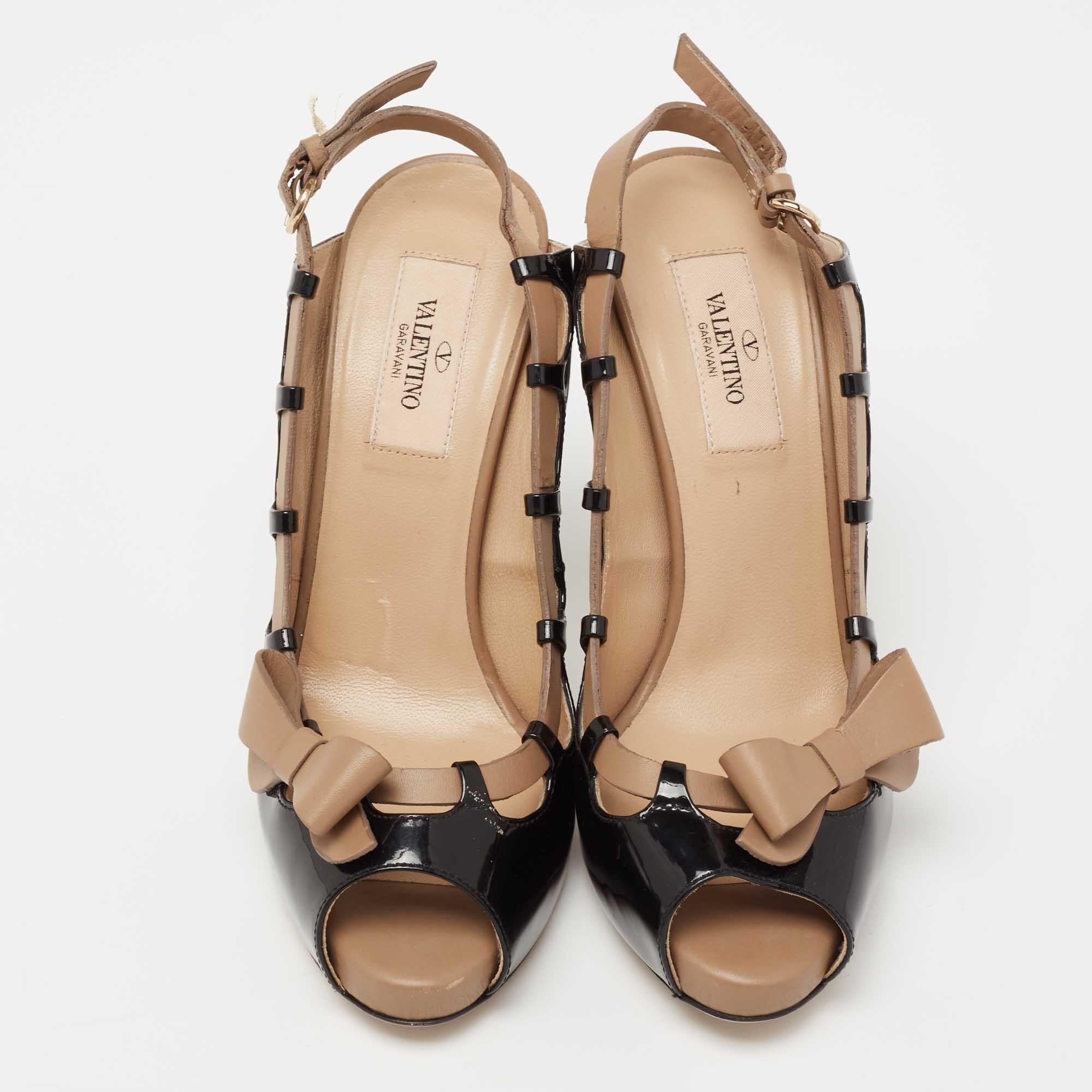 Valentino Patent Leather And Leather Bow Detail Platform Slingback Size 36 In Good Condition In Dubai, Al Qouz 2