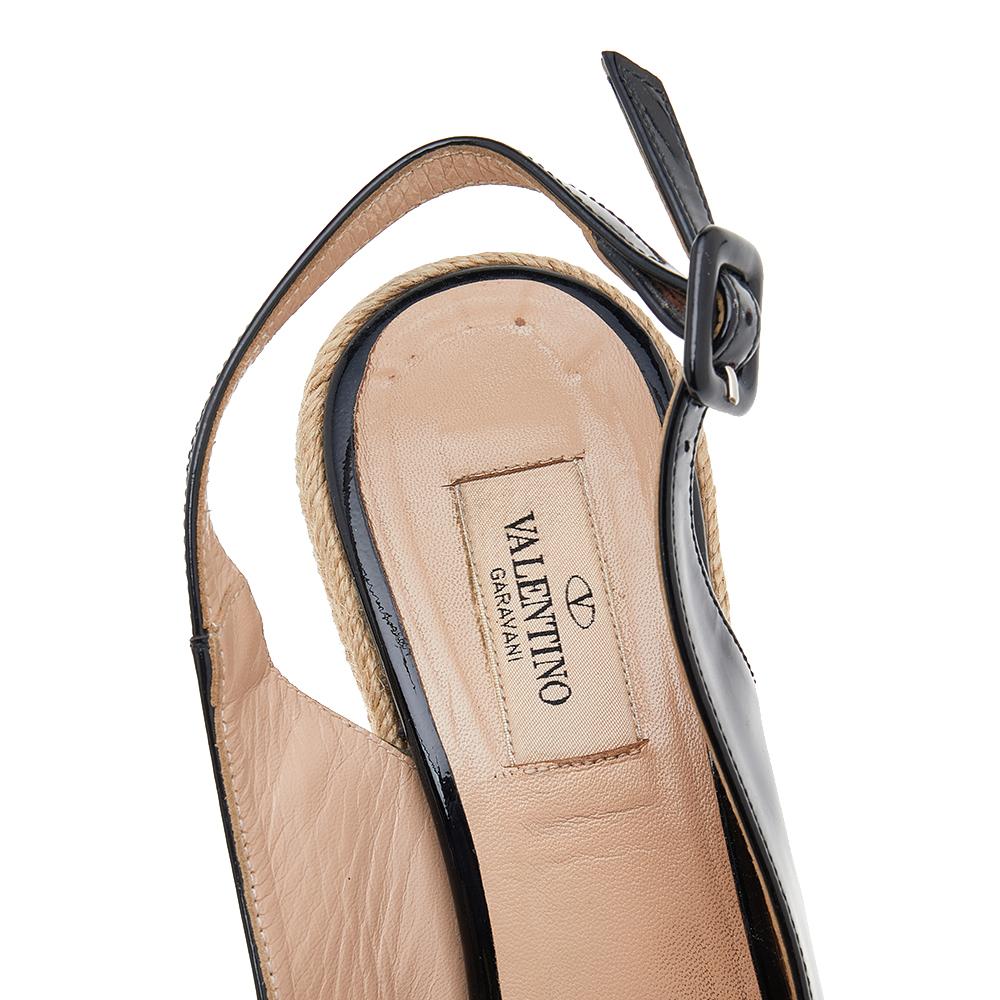 Valentino Patent Leather Espadrilles Platform Wedge Slingback Sandals Size 38 In Good Condition In Dubai, Al Qouz 2