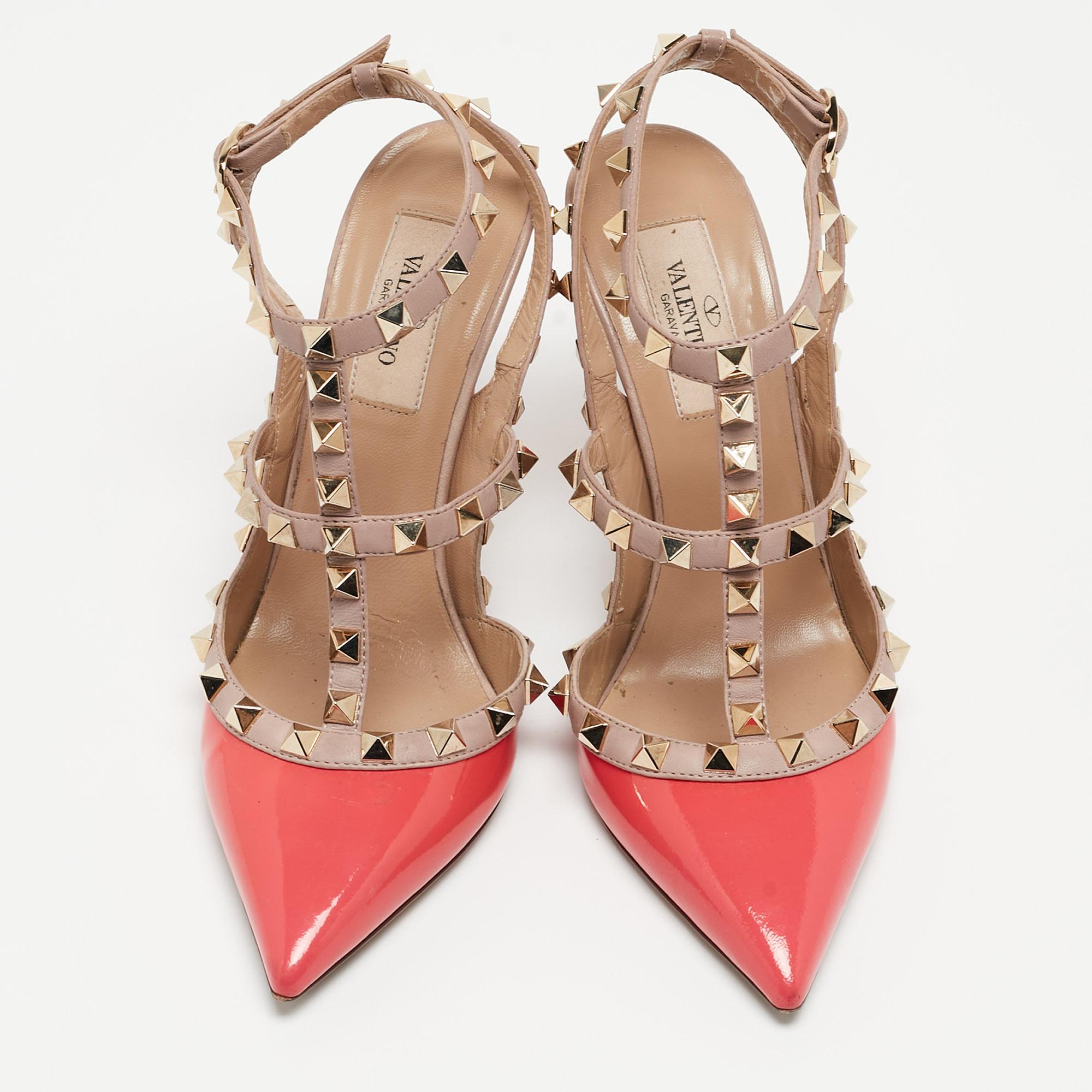 Women's Valentino Pink/Beige Patent and Leather Rockstud Pumps Size 36 For Sale