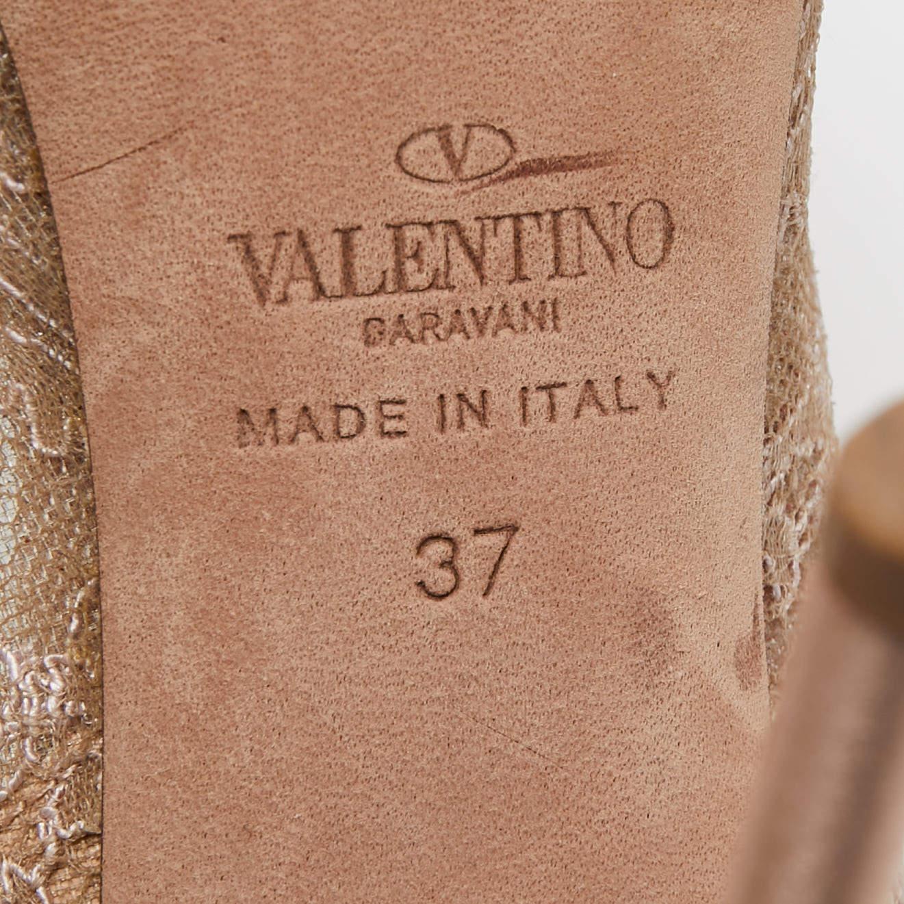 Valentino escarpins à plateforme rose/beige en satin et dentelle, taille 37 en vente 2