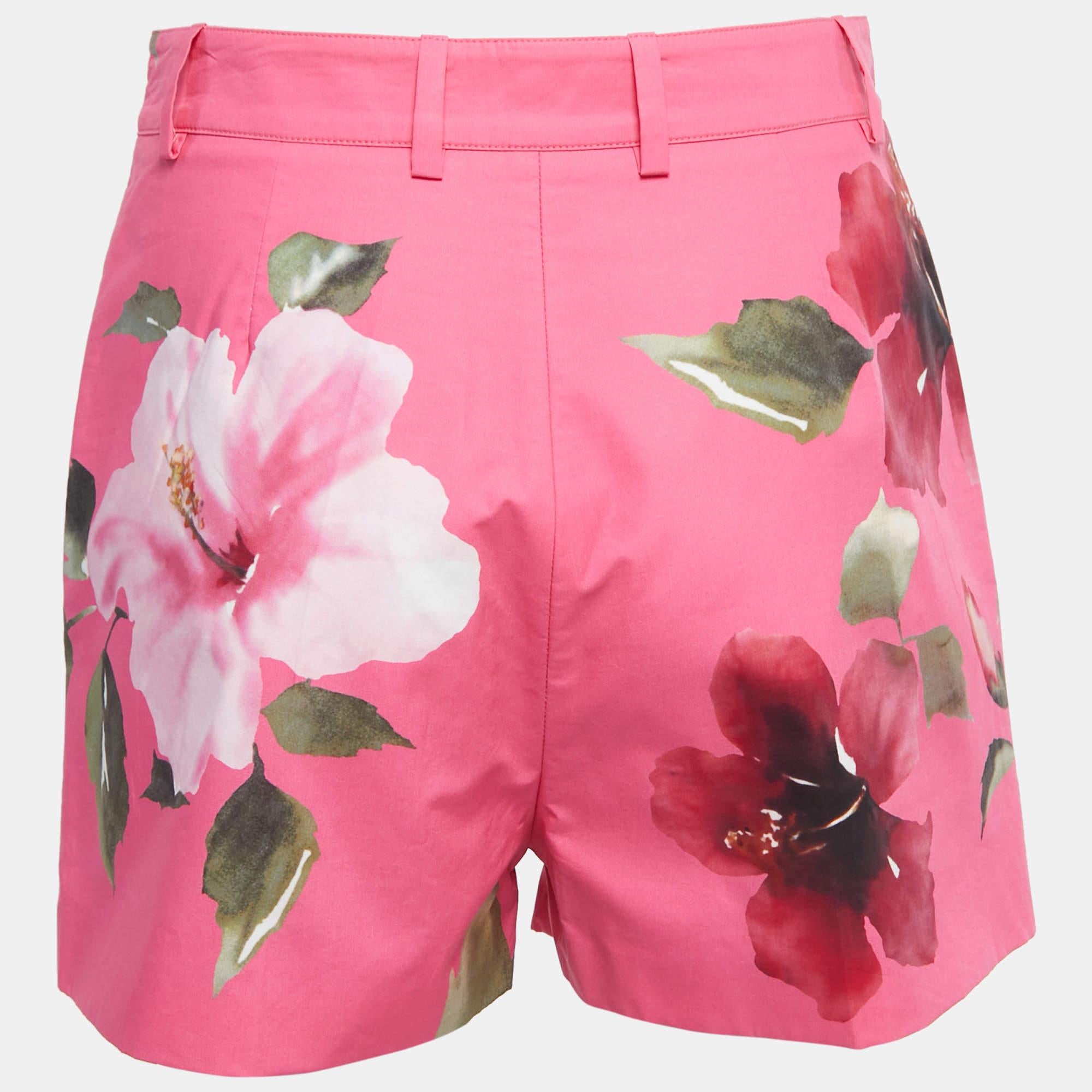 Valentino Pink Floral Printed Cotton Shorts M In Excellent Condition In Dubai, Al Qouz 2