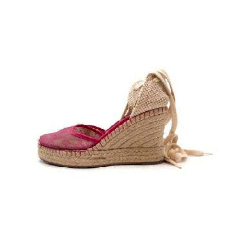 Valentino Pink Lace Espadrille Wedge Sandals In Good Condition For Sale In London, GB