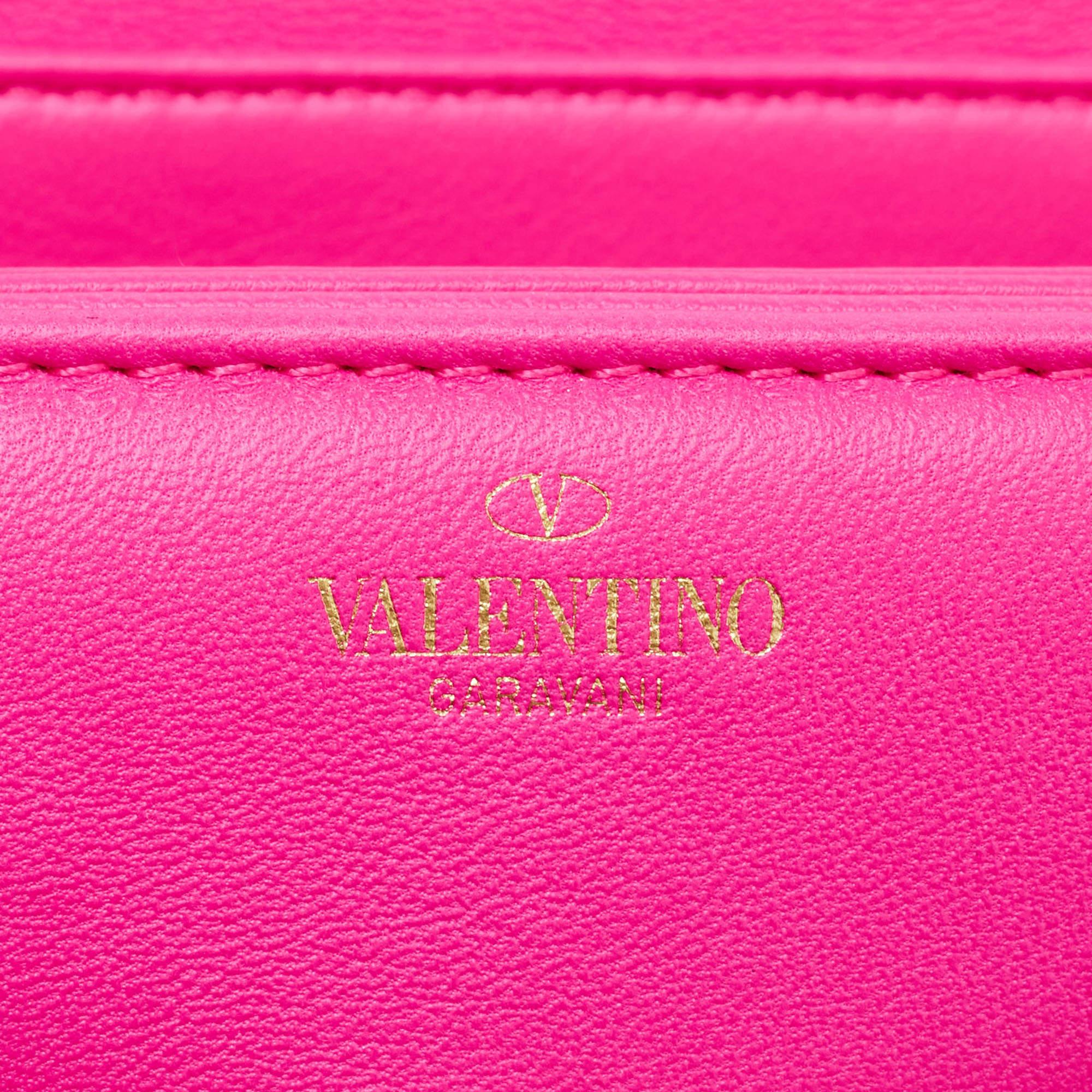 Valentino Pink Leather One Stud Flap Shoulder Bag For Sale 6