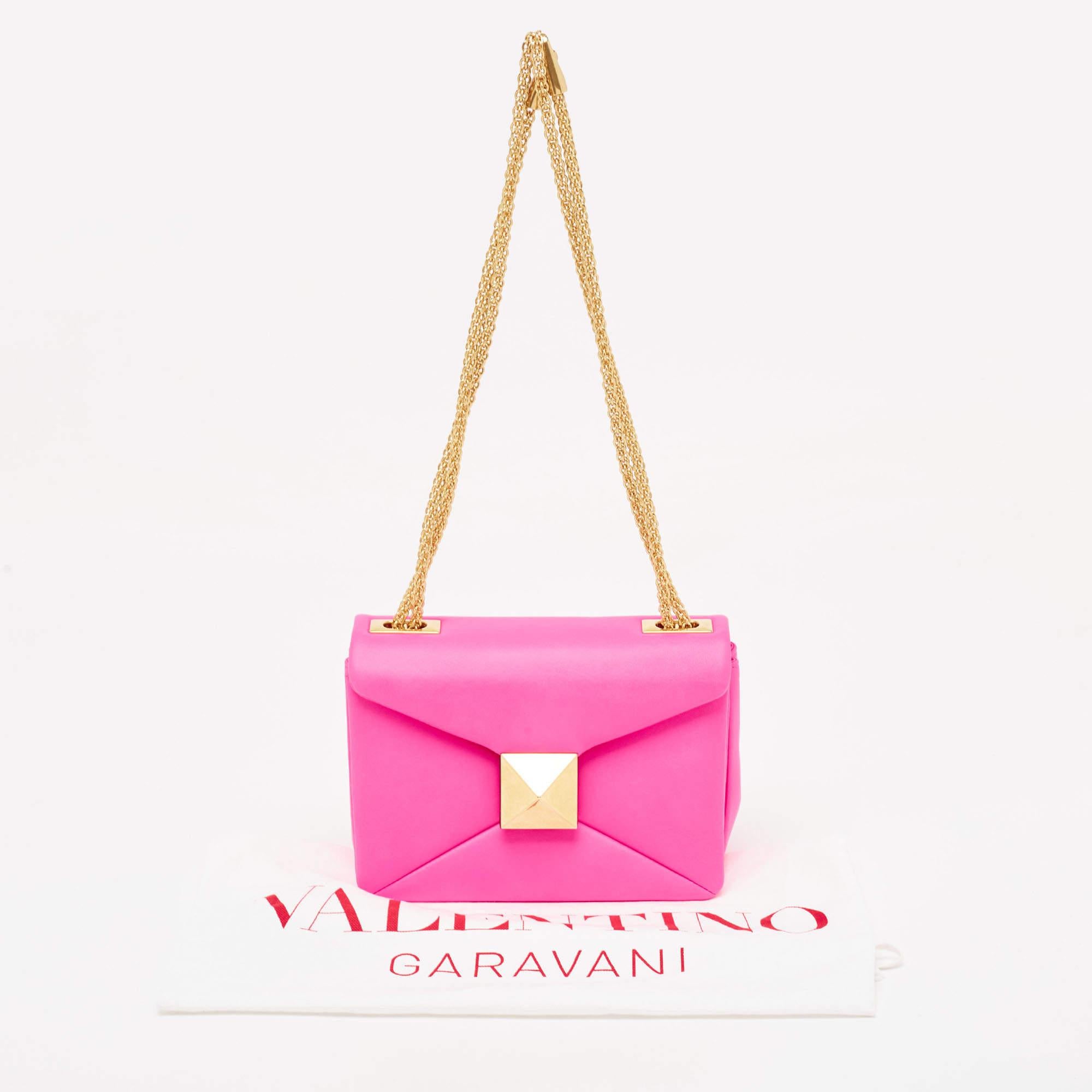 Valentino Pink Leather One Stud Flap Shoulder Bag For Sale 8