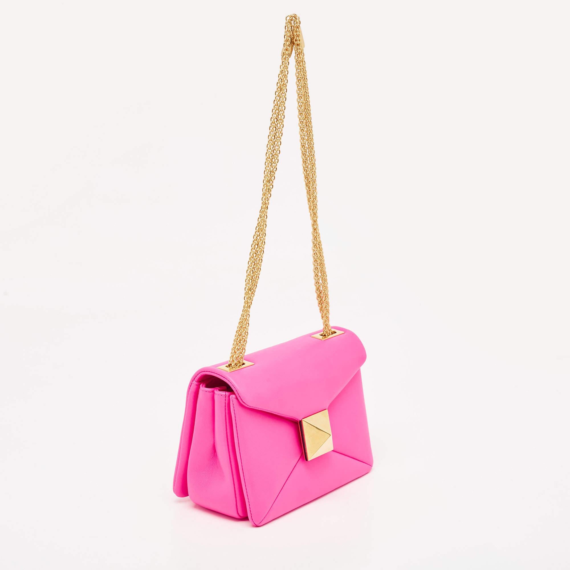 Women's Valentino Pink Leather One Stud Flap Shoulder Bag For Sale