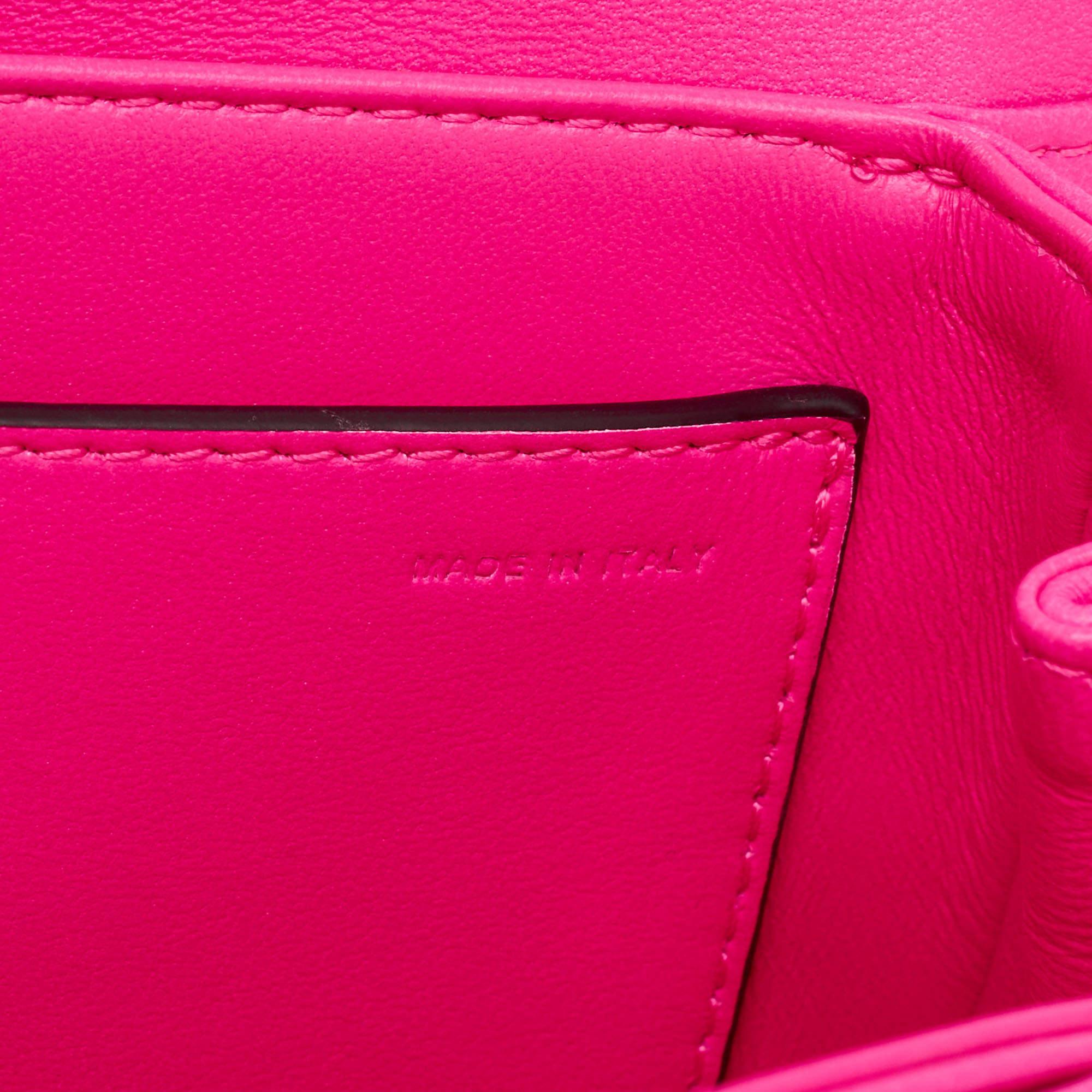 Valentino Pink Leather One Stud Flap Shoulder Bag For Sale 5