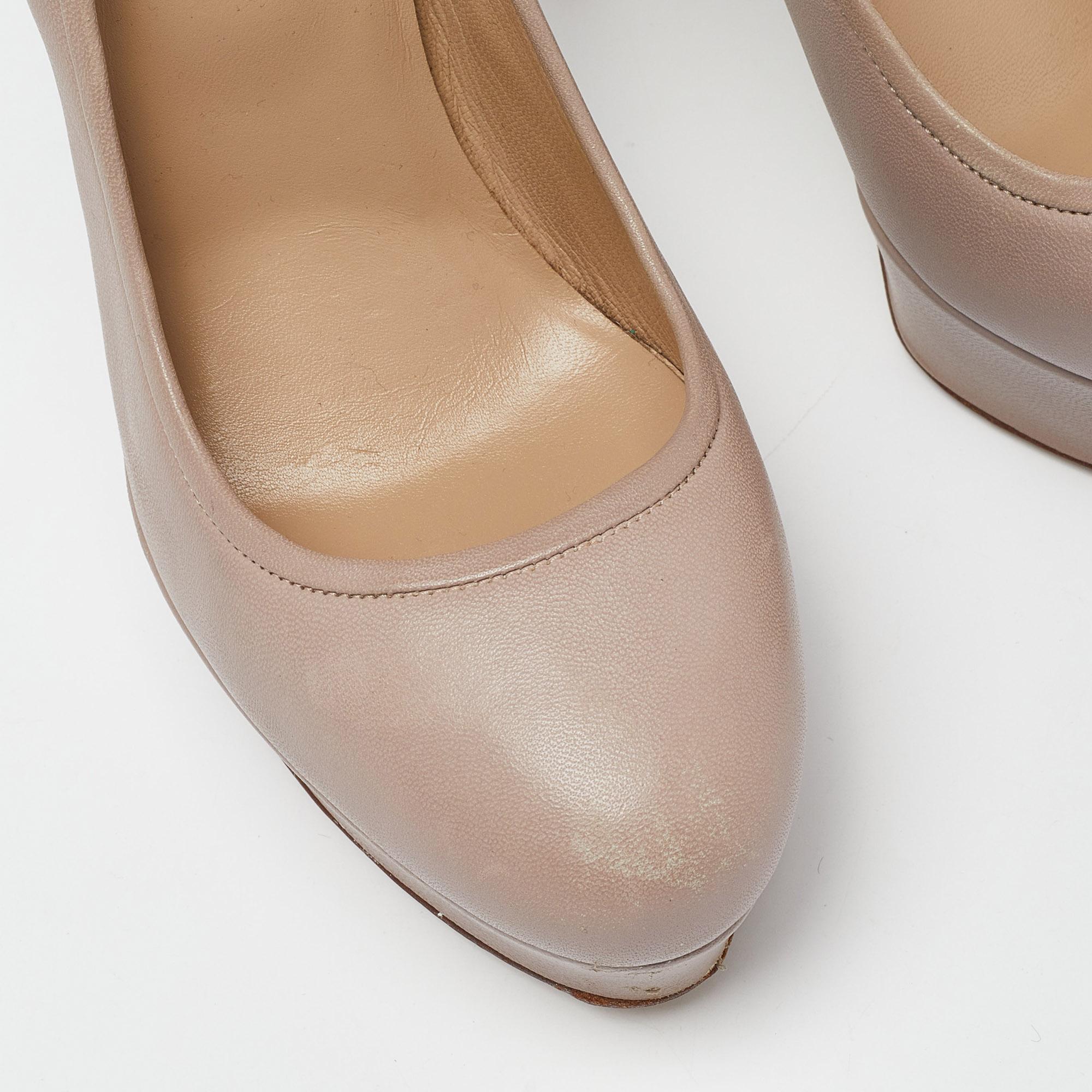Valentino Pink Leather Platform Round Toe Pumps Size 40 For Sale 2