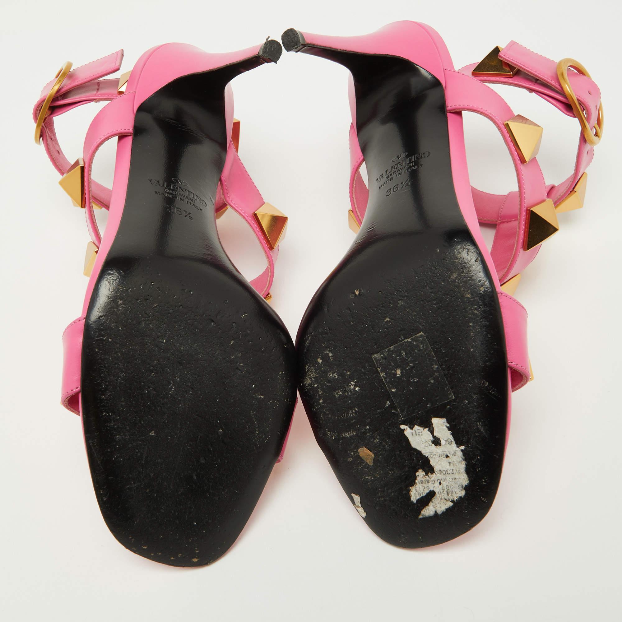 Valentino Pink Leather Roman Stud Ankle Strap Sandals Size 36.5 For Sale 3