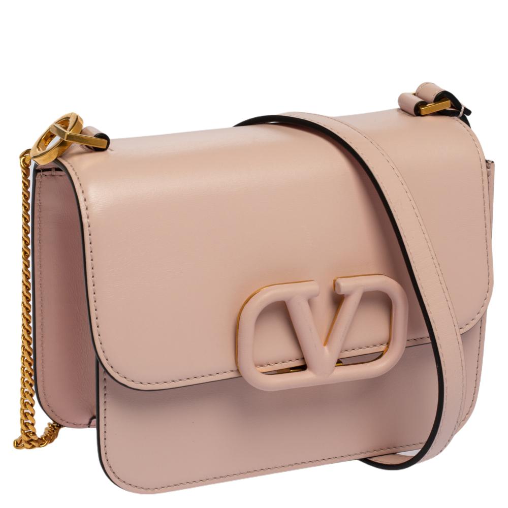 Valentino Pink Leather Small VSling Shoulder Bag In Good Condition In Dubai, Al Qouz 2