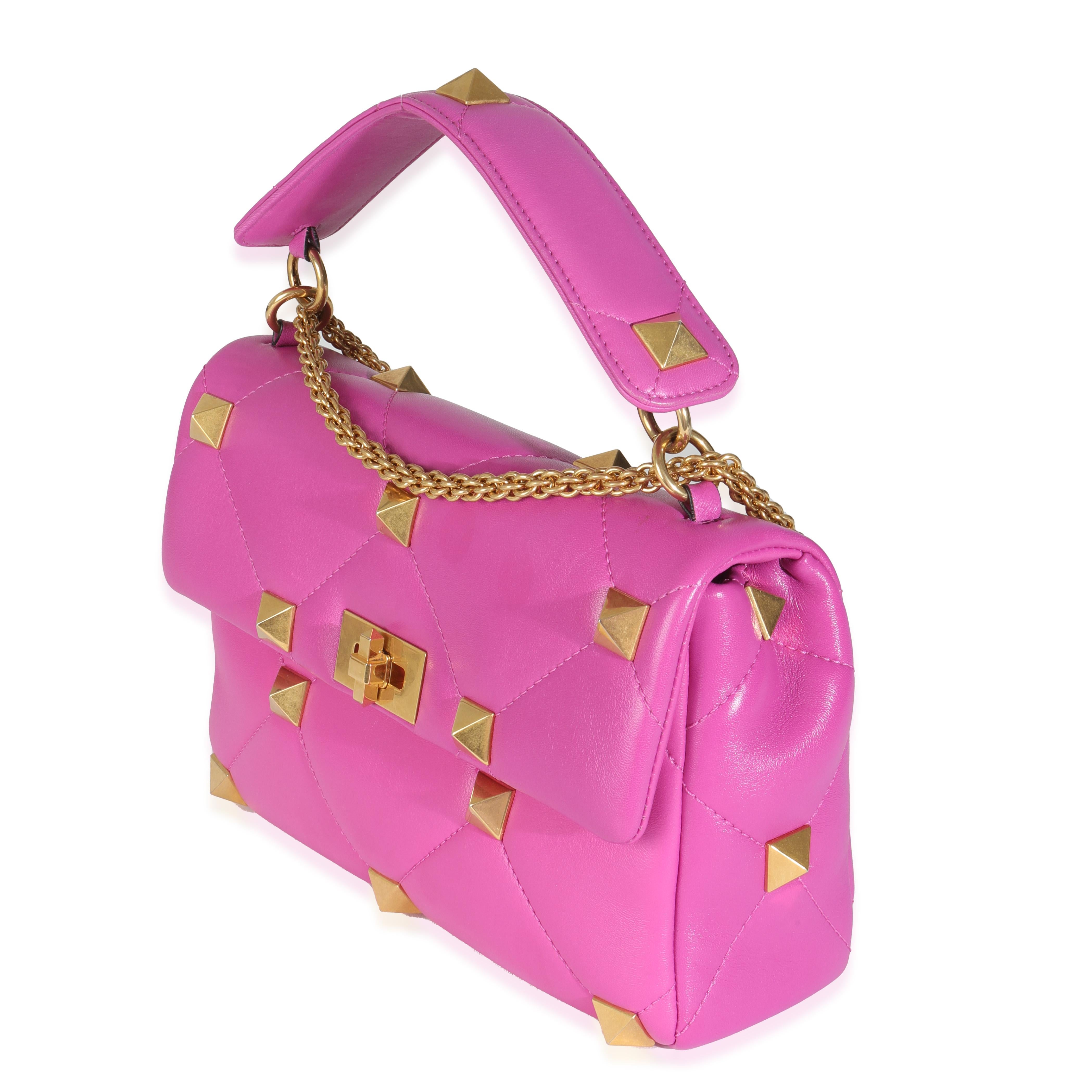 Bolso romano mediano con tachuelas Valentino en napa rosa en Bueno estado para la venta en New York, NY