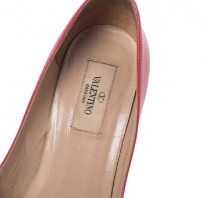 Women's Valentino Pink Patent Leather Platform Pumps Size 37.5 For Sale