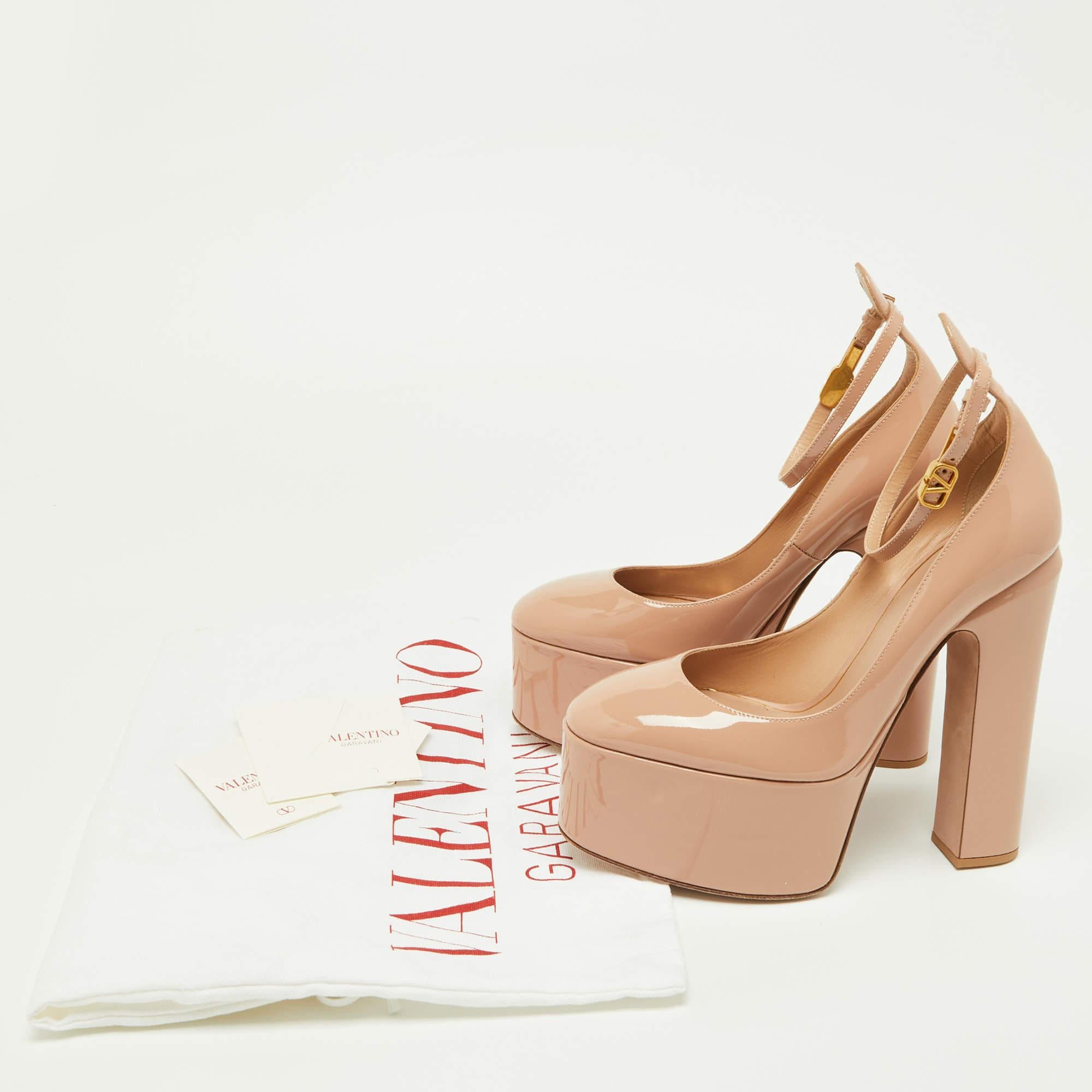 Valentino Pink Patent Leather Tan-Go Platform Ankle Strap Pumps Size 38 In Excellent Condition For Sale In Dubai, Al Qouz 2