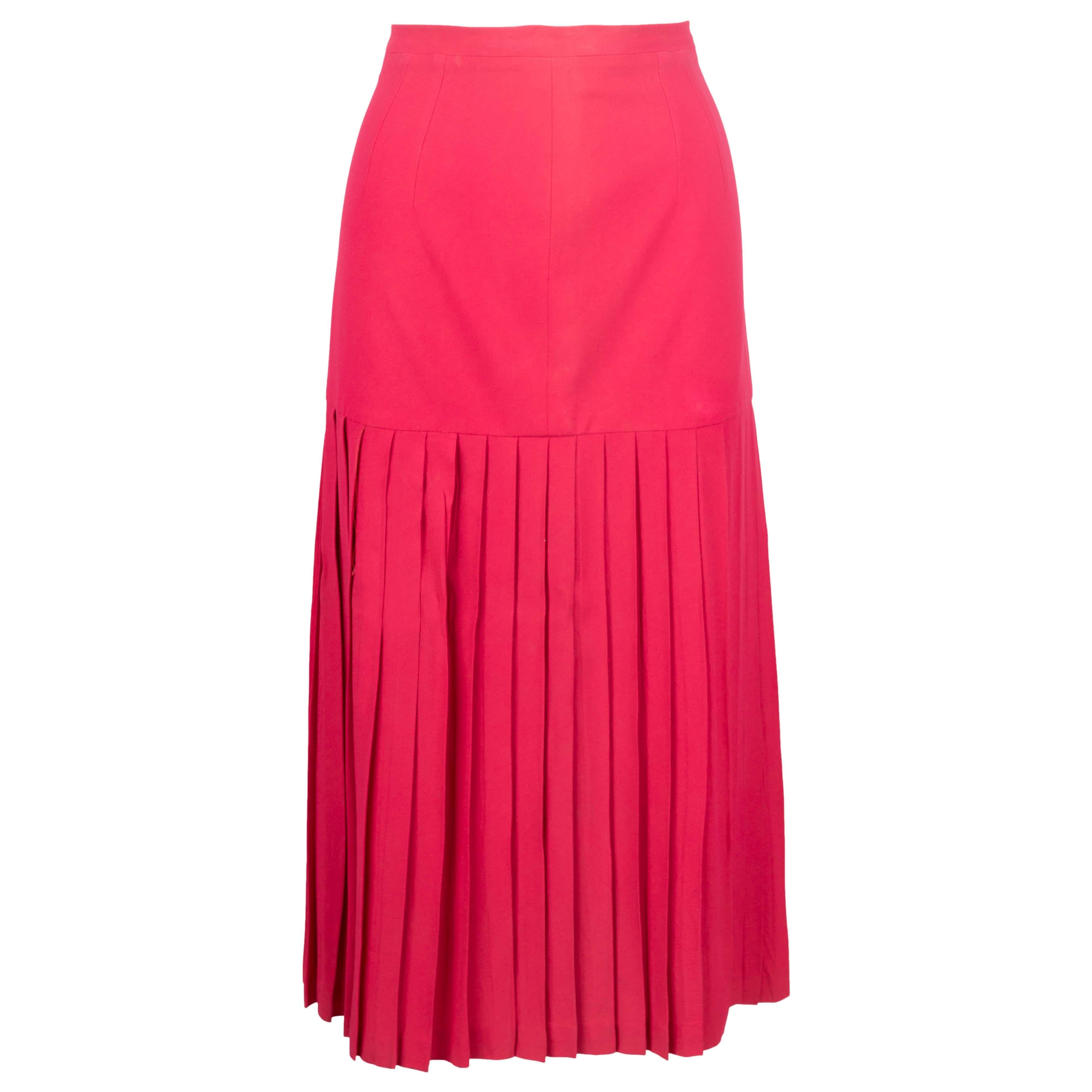 Women's Valentino Pink Pleated Skirt For Sale