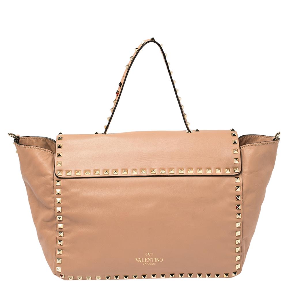 Valentino Pink Soft Leather Rockstud Top Handle Bag In Good Condition In Dubai, Al Qouz 2