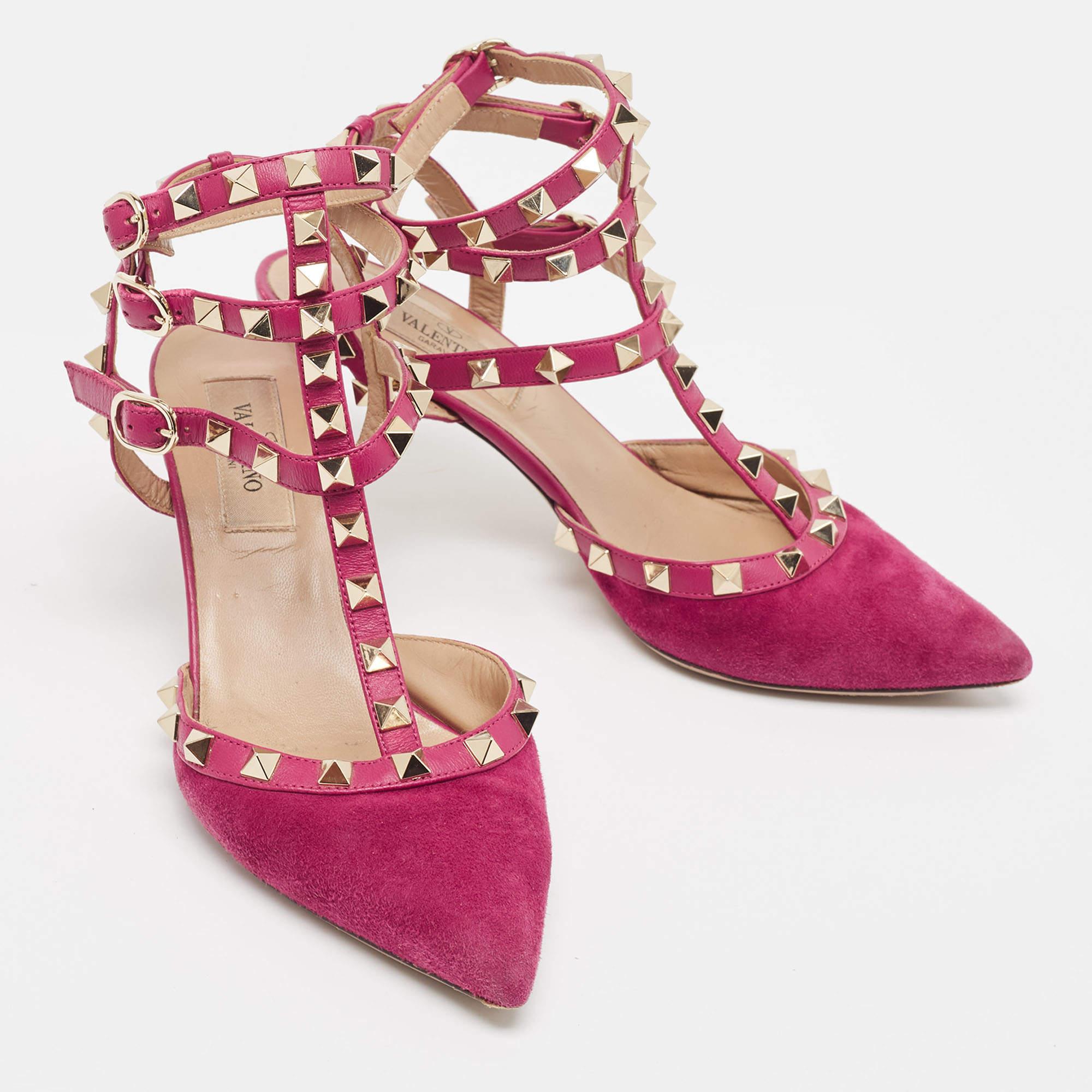 Valentino Pink Suede Rockstud Ankle Strap Pumps Size 36 In Good Condition For Sale In Dubai, Al Qouz 2
