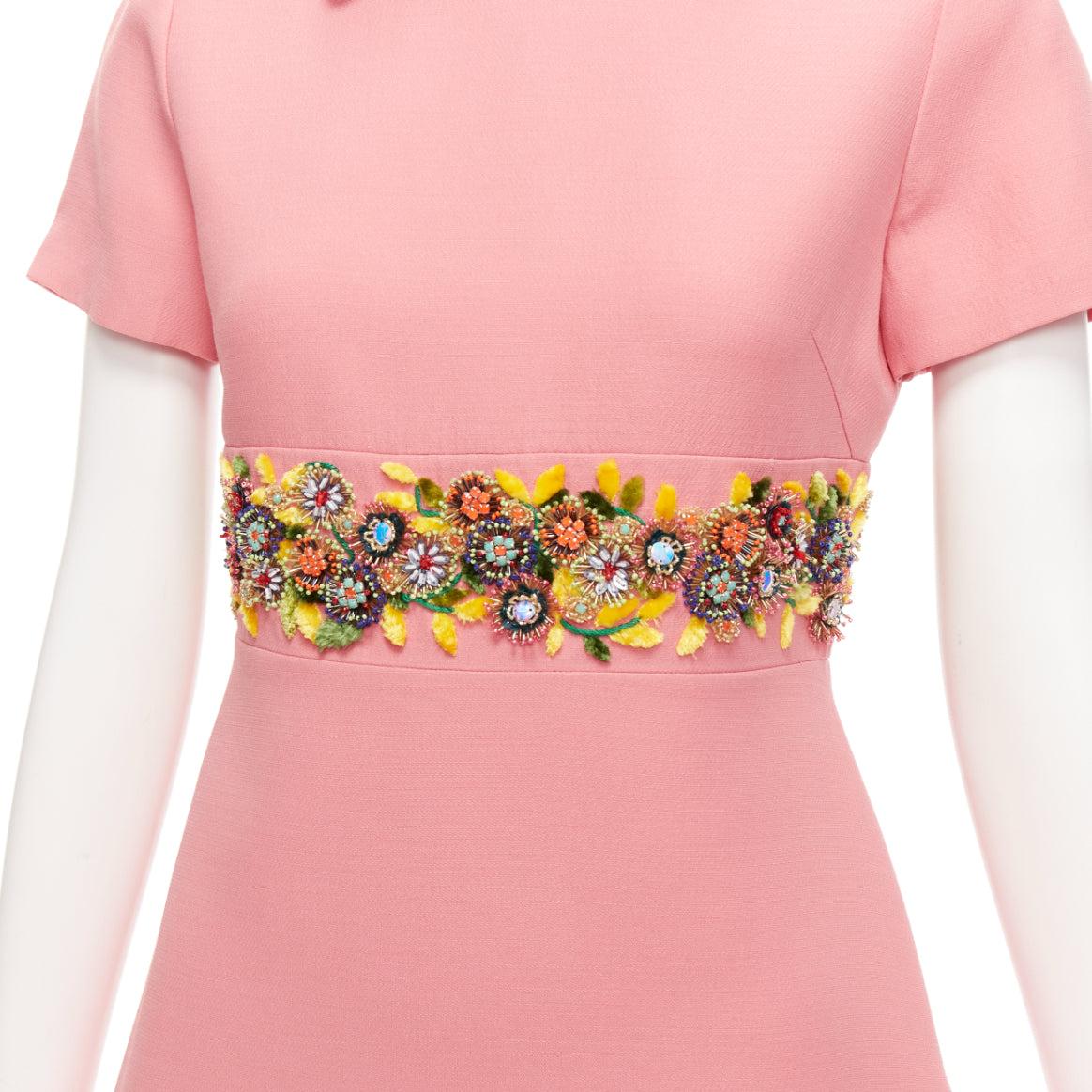 VALENTINO rosa amarillo cuentas multicolor cuello bordado cinturón vestido shift en venta 3
