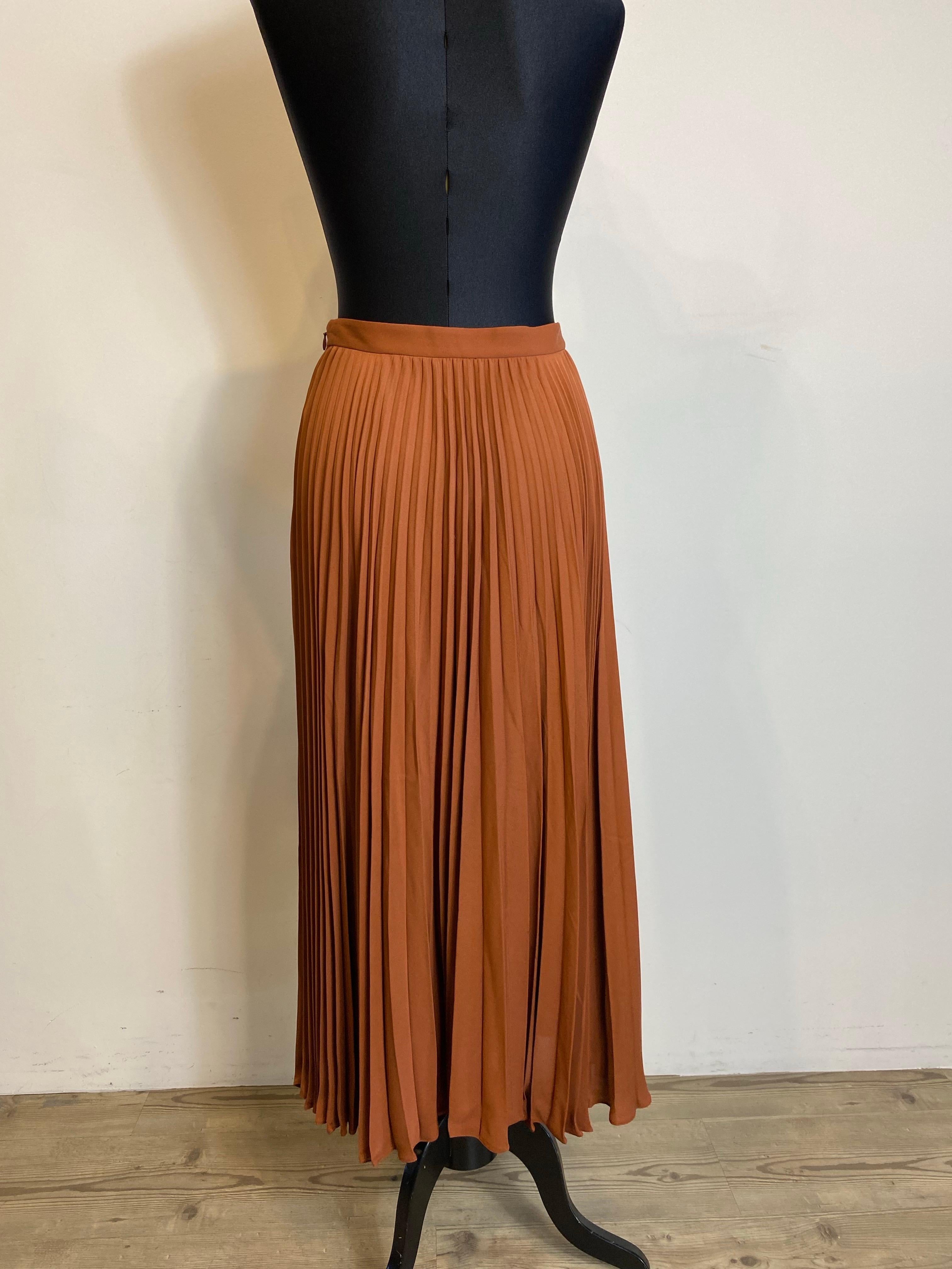 Gonna a pieghe di Valentino in 100% seta In condizioni ottime in vendita a Carnate, IT