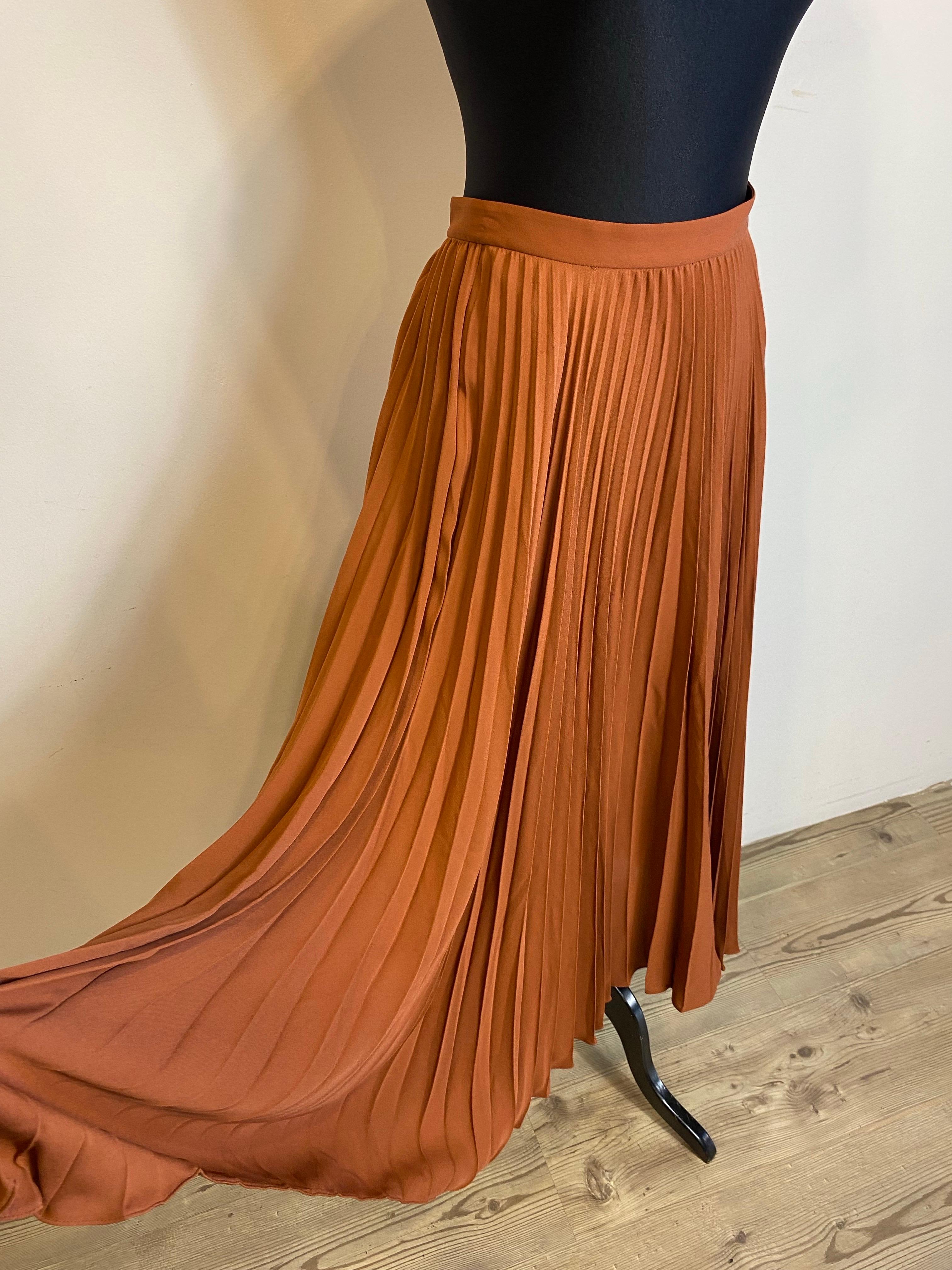 Gonna a pieghe di Valentino in 100% seta in vendita 1