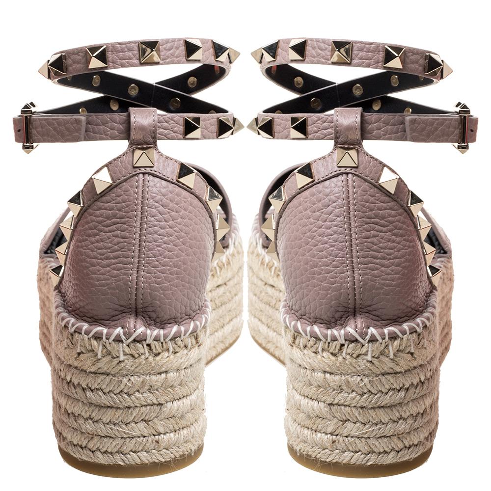 Beige Valentino Poudre/Nero/Naturale ROCKSTUD Double Wedge Sandals Size EU 41