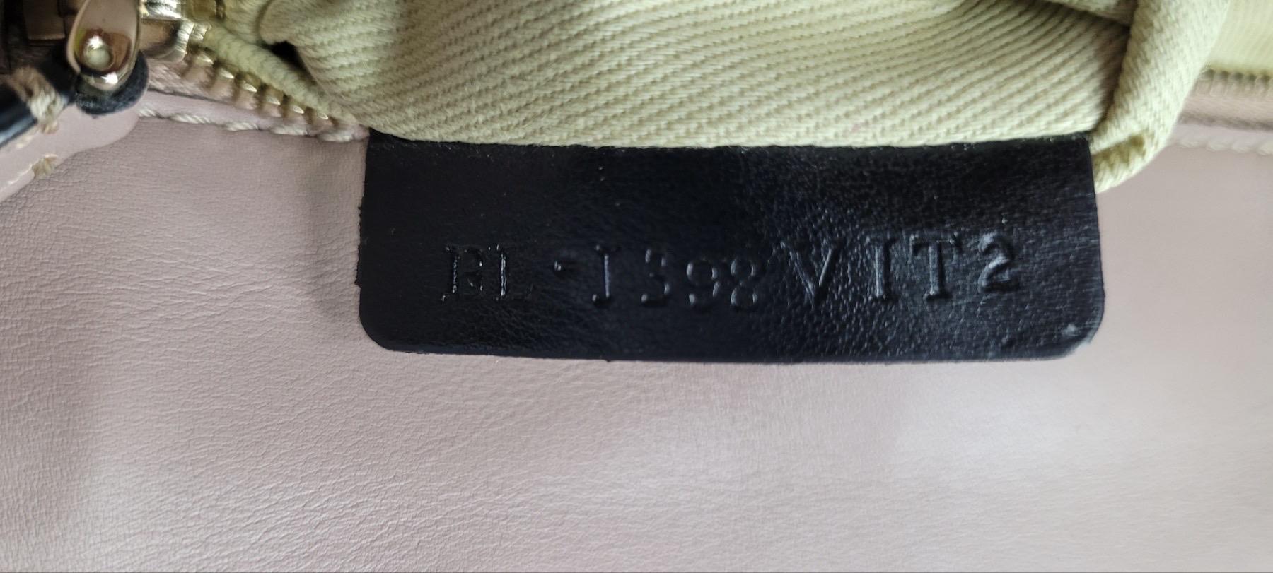 Valentino Poudre Rockstud Glam Medium Lock Shoulder Bag For Sale 6