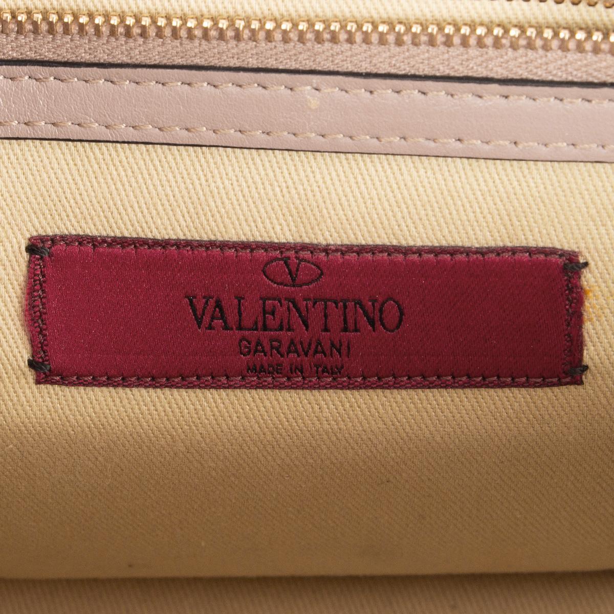 Beige VALENTINO powder pink leather ROCKSTUD GLAM LOCK MEDIUM Shoulder Bag For Sale