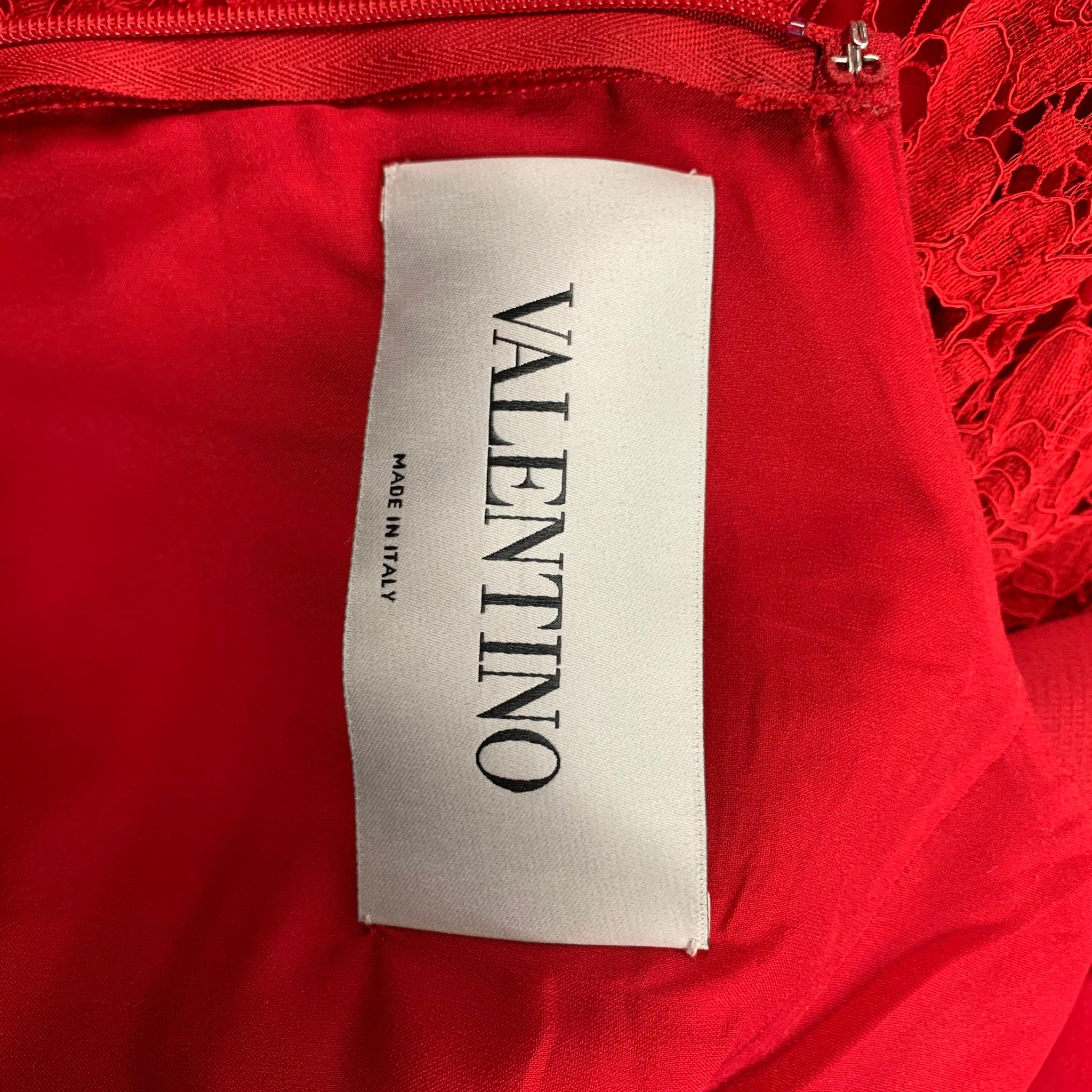 VALENTINO Pre-Fall 19 Size 0 Red Viscose Blend Lace Pleated Dress 2