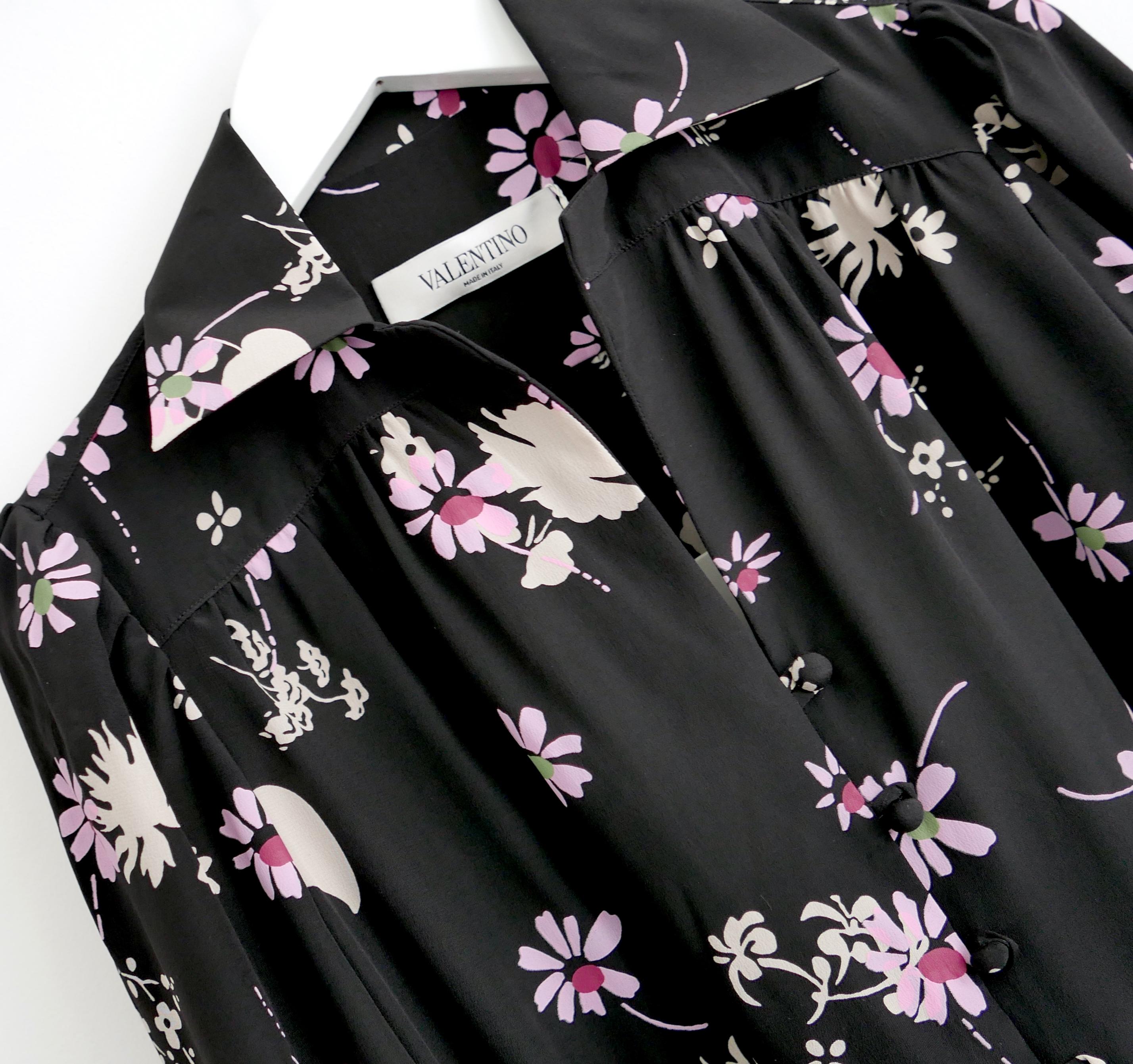 Black Valentino Pre-Fall 2017 Floral Silk Blouse For Sale