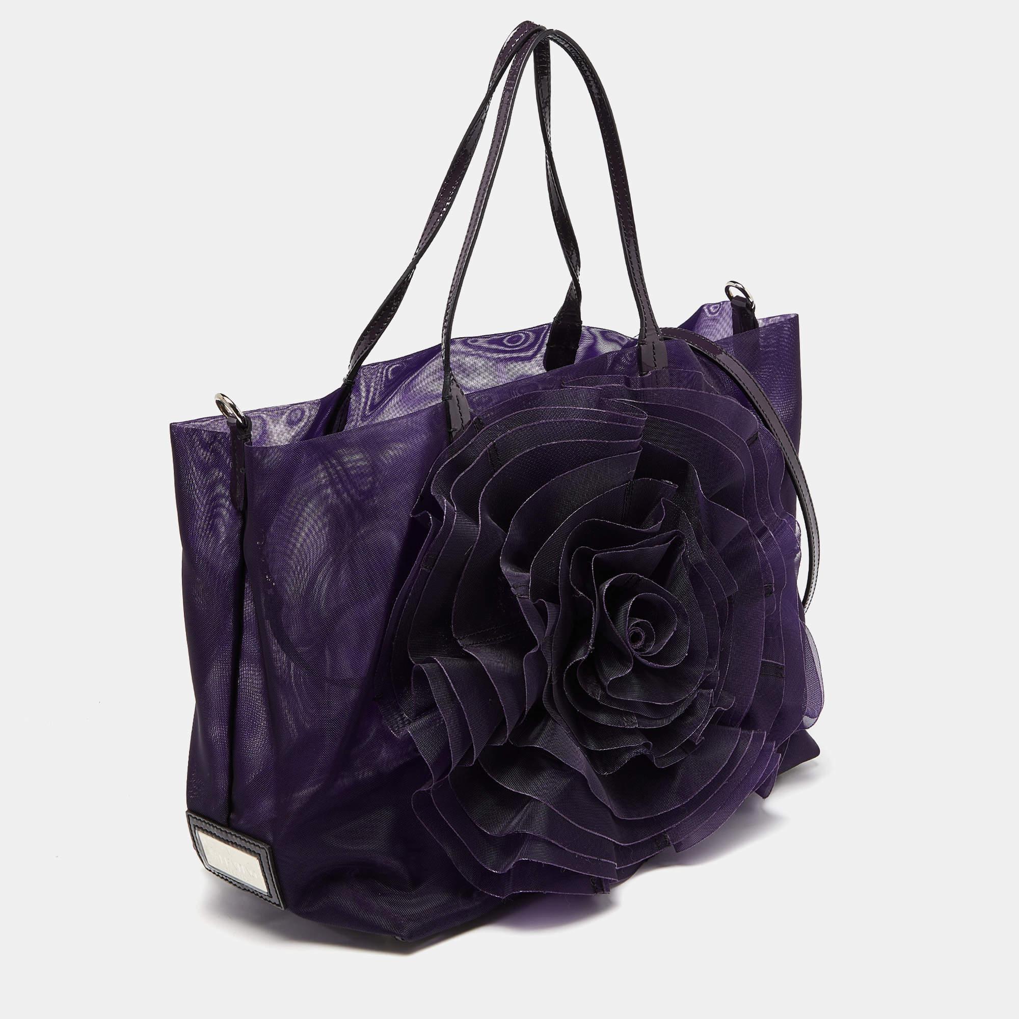 Valentino Purple Mesh and Patent Leather Petale Rose Shopper Tote In Excellent Condition In Dubai, Al Qouz 2