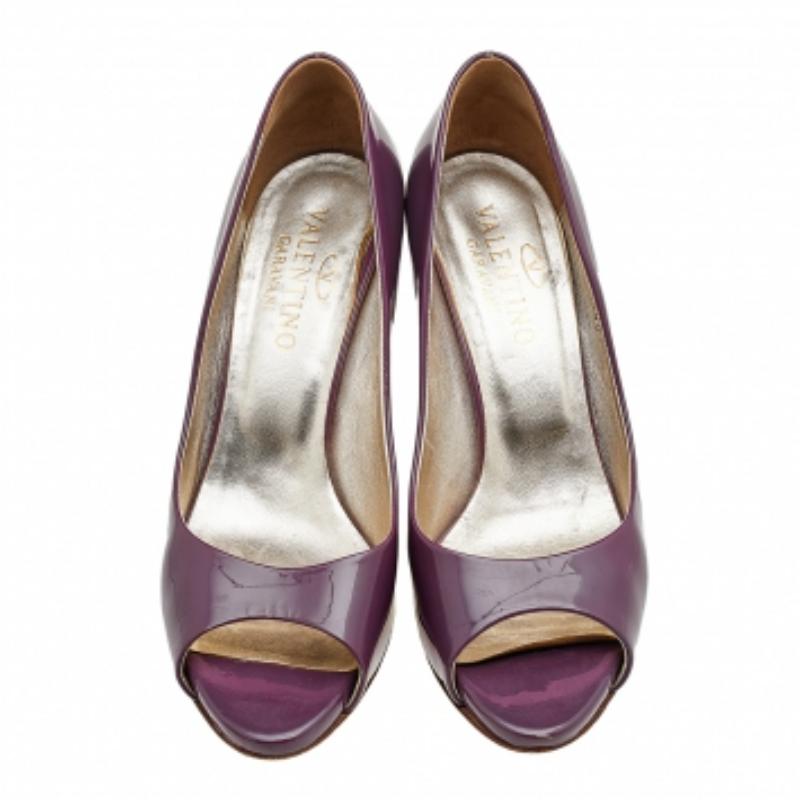 Black Valentino Purple Patent Leather Open Toe Wedge Pumps Size 40 For Sale