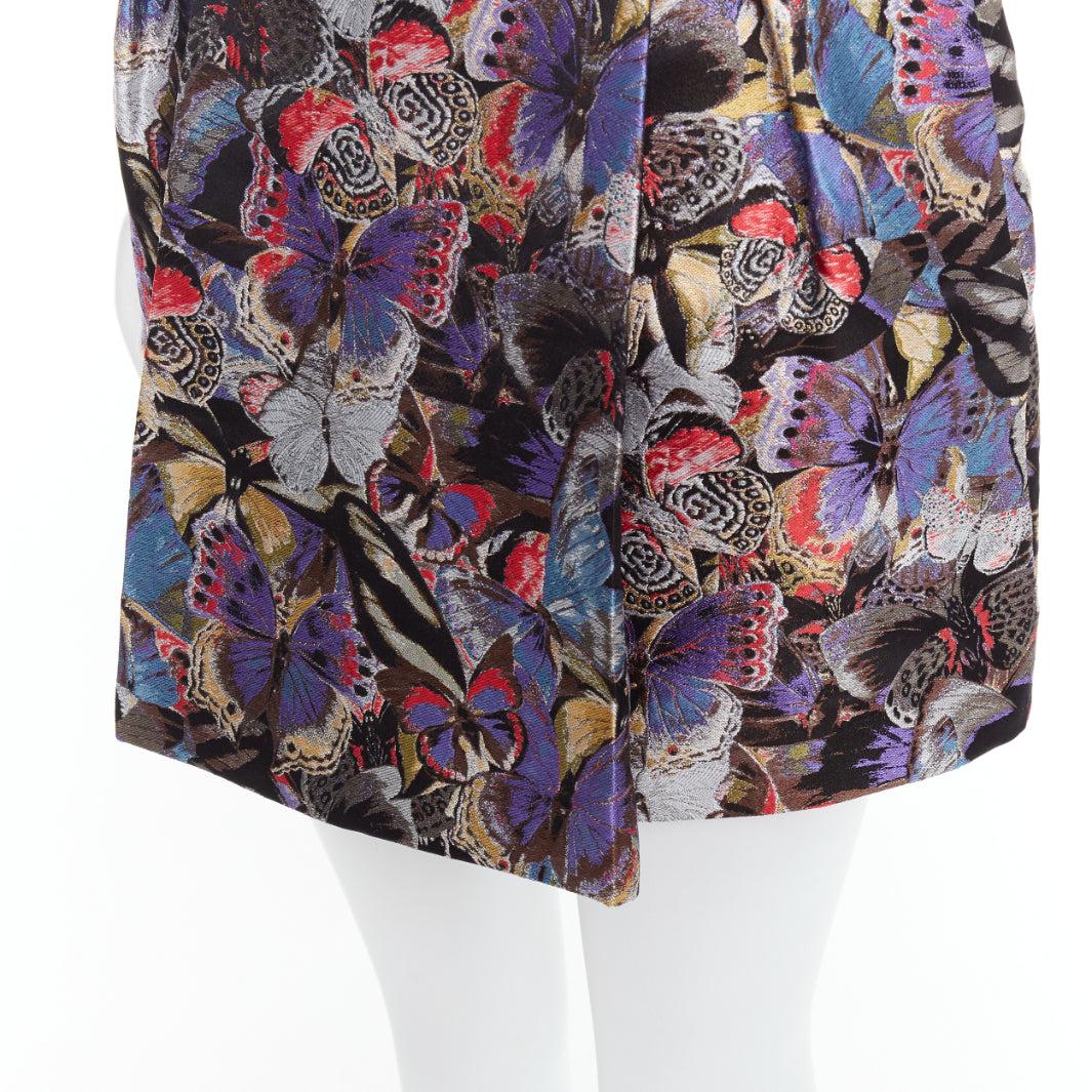 VALENTINO purple silk blend butterfly jacquard high waisted skirt IT38 XS
Reference: NKLL/A00388
Brand: Valentino
Designer: Pier Paolo Piccioli
Material: Silk, Blend
Color: Multicolour
Pattern: Animal Print
Closure: Zip
Lining: Black Fabric
Extra