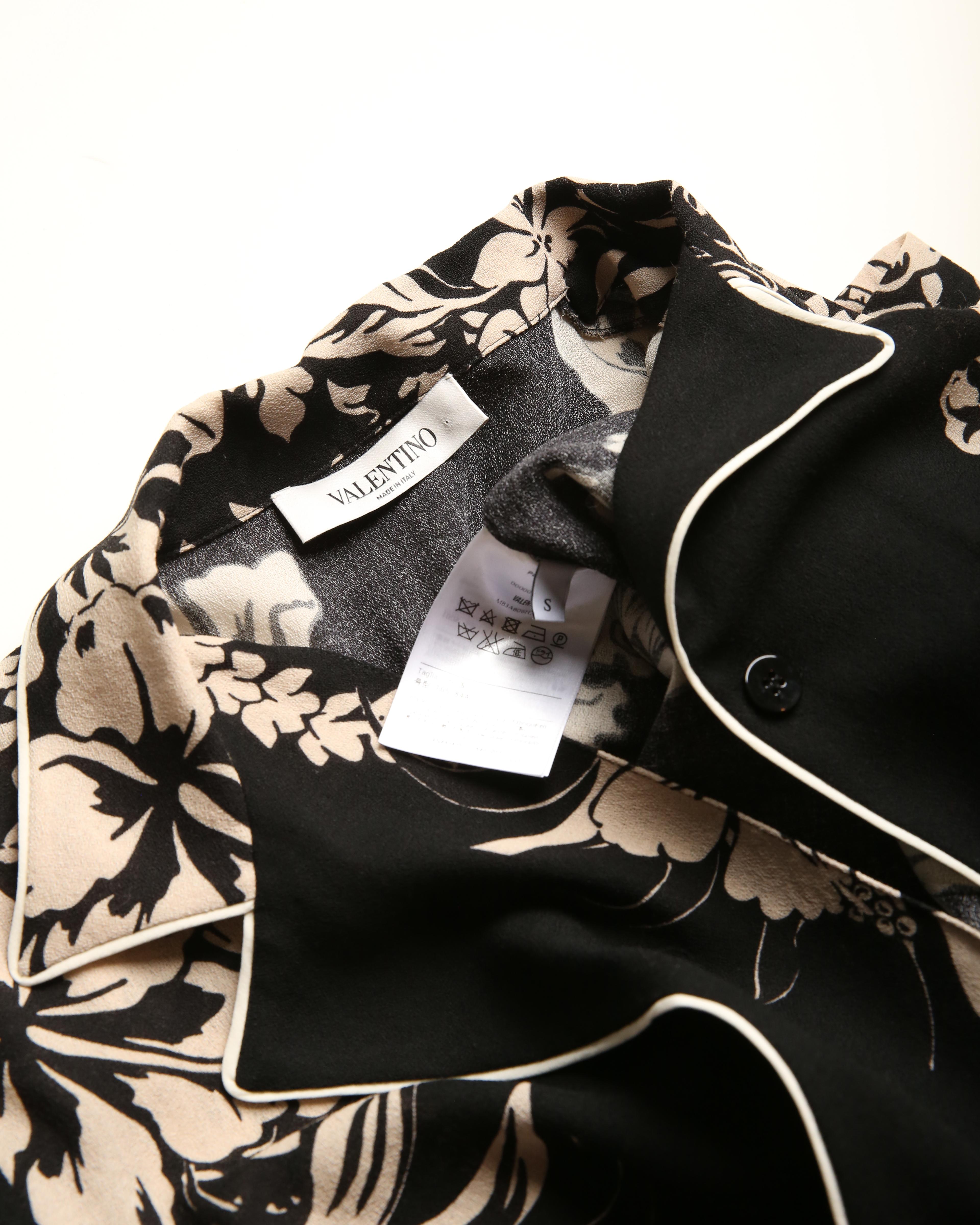 Valentino pyjama style black nude floral print blouse wide dress pants jumpsuit For Sale 13