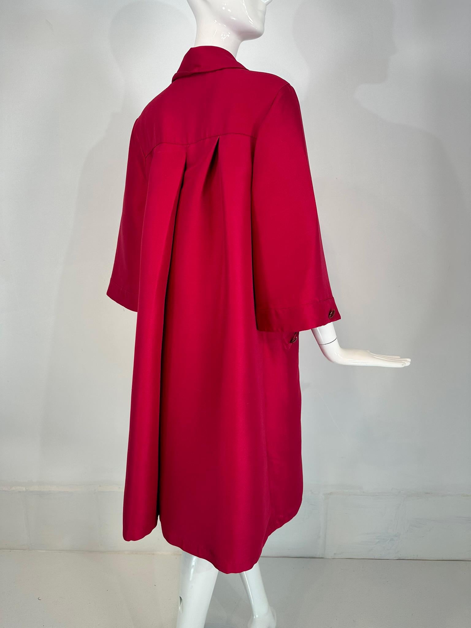 Valentino Raspberry Red Silk Double Breasted Inverted Pleat Back Evening Coat For Sale 2