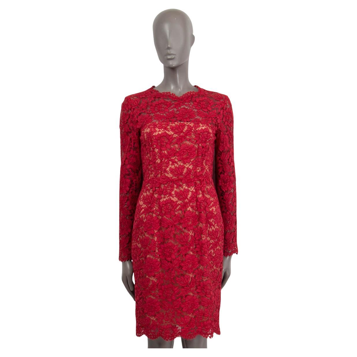 VALENTINO Robe droite à manches longues en coton rouge FLORAL GIUPURE LACE 40 S en vente