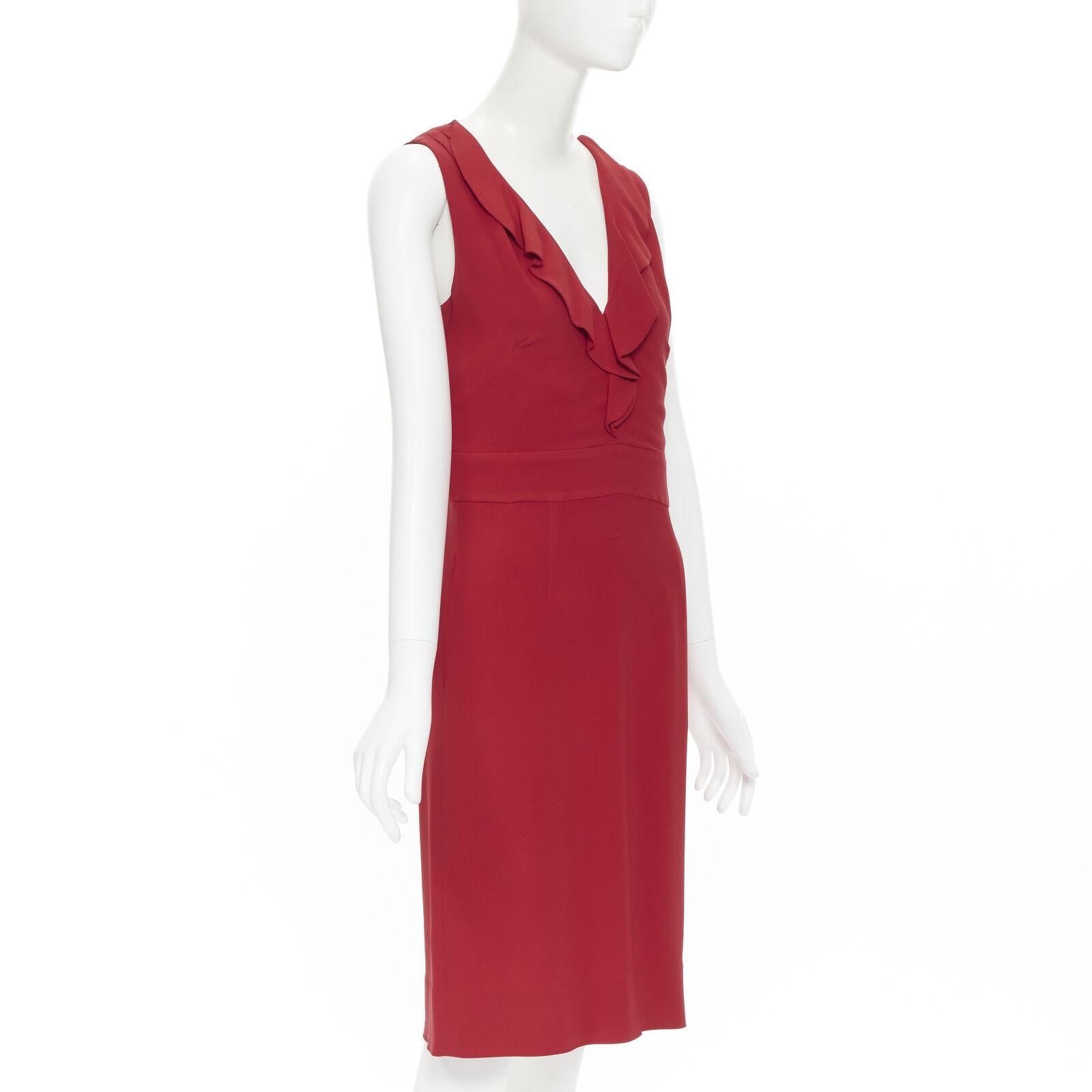 Red VALENTINO red crepe ruffle plunge neck sheath cocktail dress IT42 M For Sale