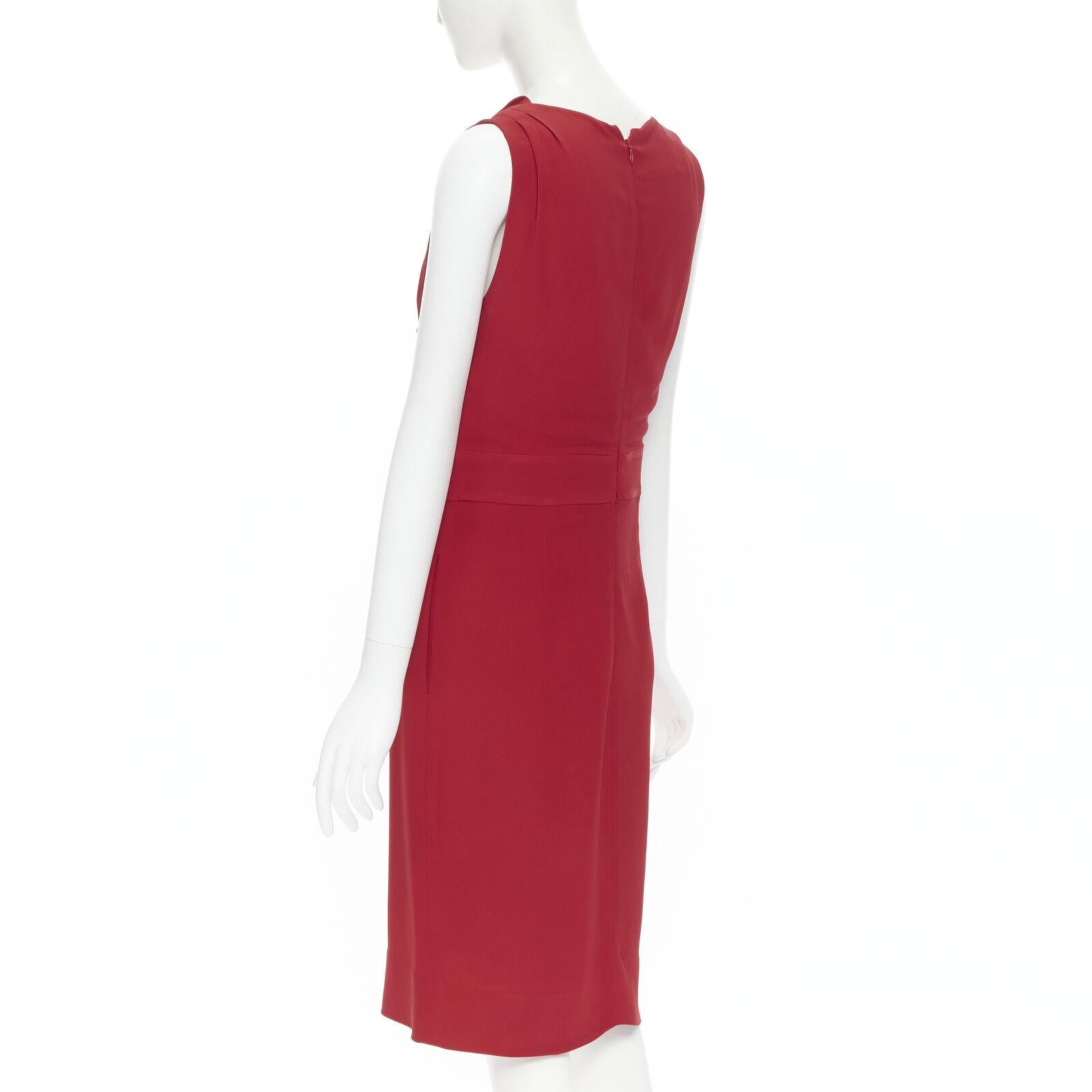 VALENTINO red crepe ruffle plunge neck sheath cocktail dress IT42 M For Sale 2