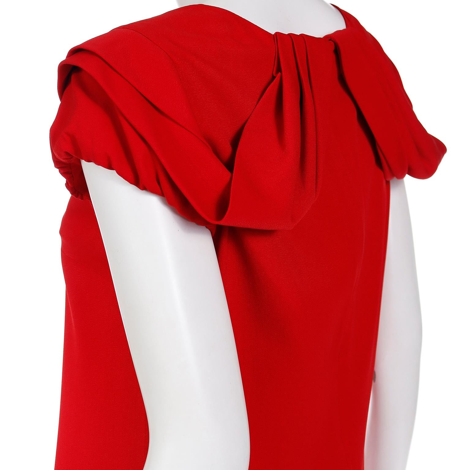 Valentino Rotes Kleid aus Krepp im Vintage-Stil mit Zeichnung im Angebot 2
