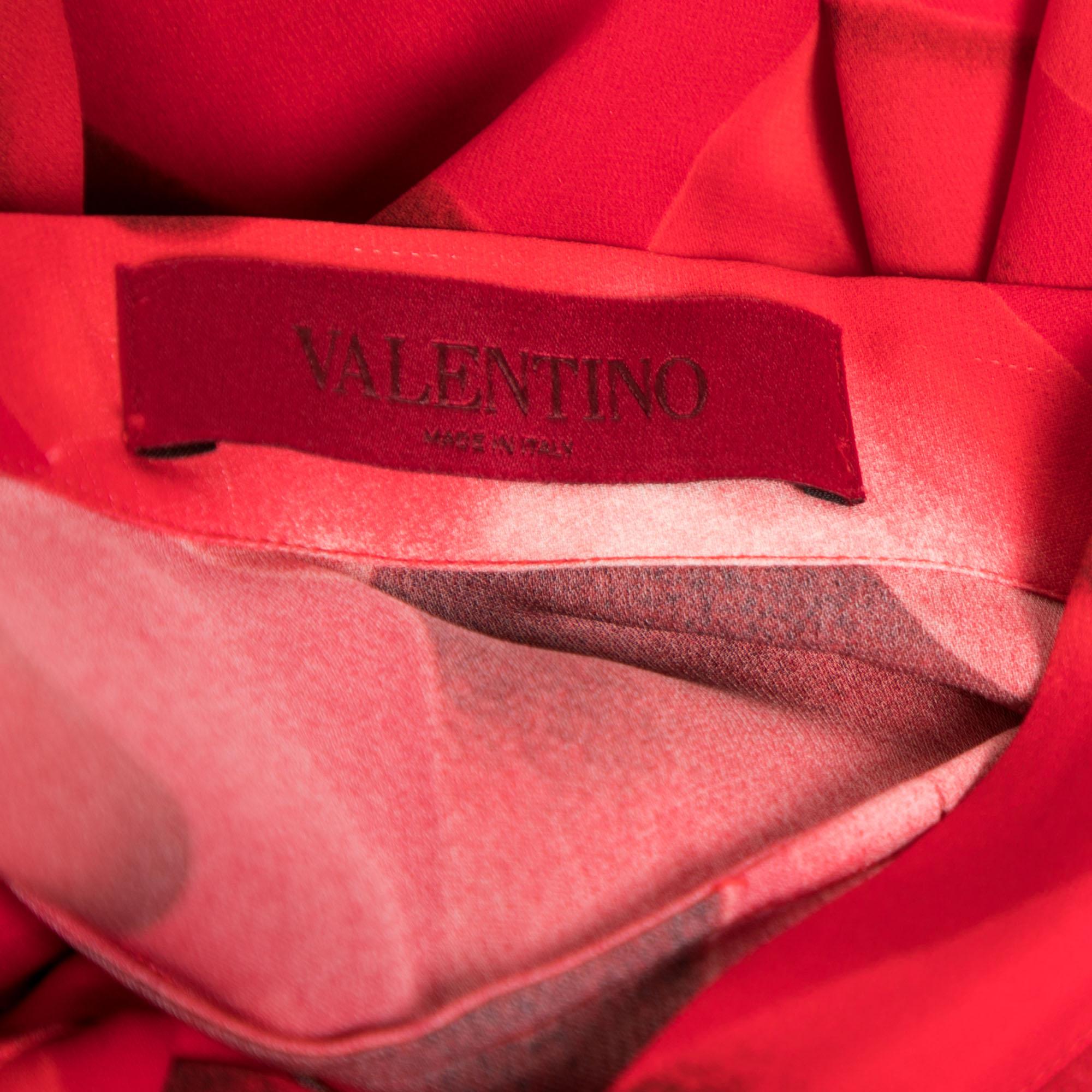 Valentino Red Heart Printed Silk Neck Tie Detail Button Front Blouse M In Good Condition In Dubai, Al Qouz 2