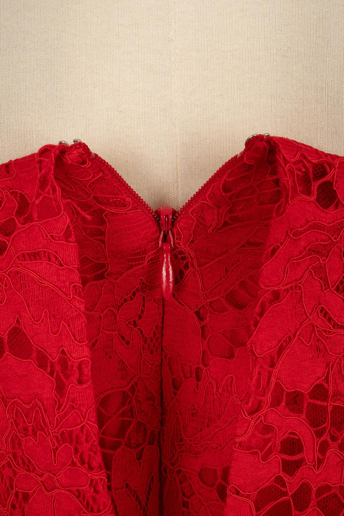 Valentino Red Lace Dress For Sale 3
