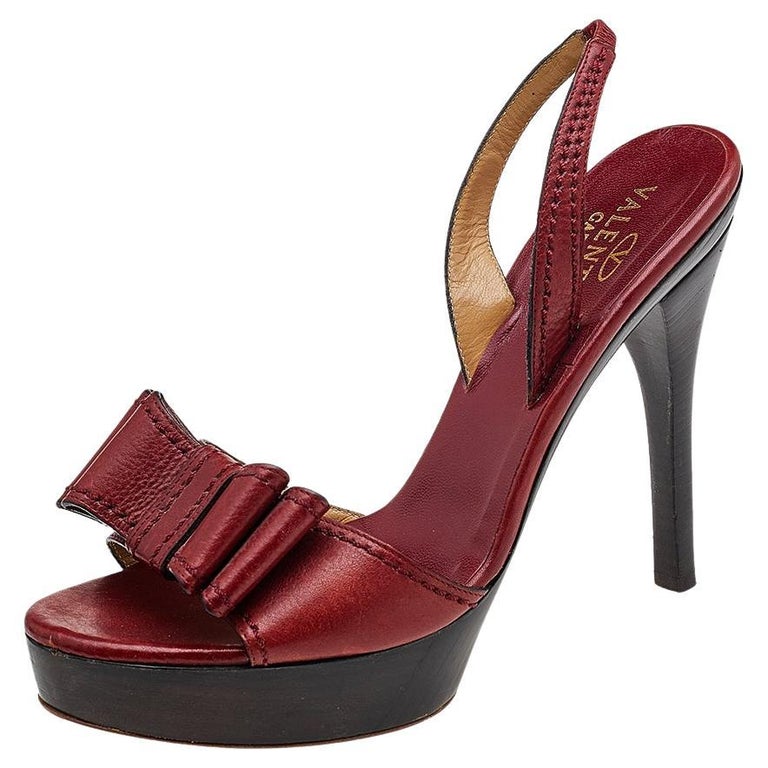 Valentino Red Leather Bow Slingback Platform Sandals Size 40 at 1stDibs