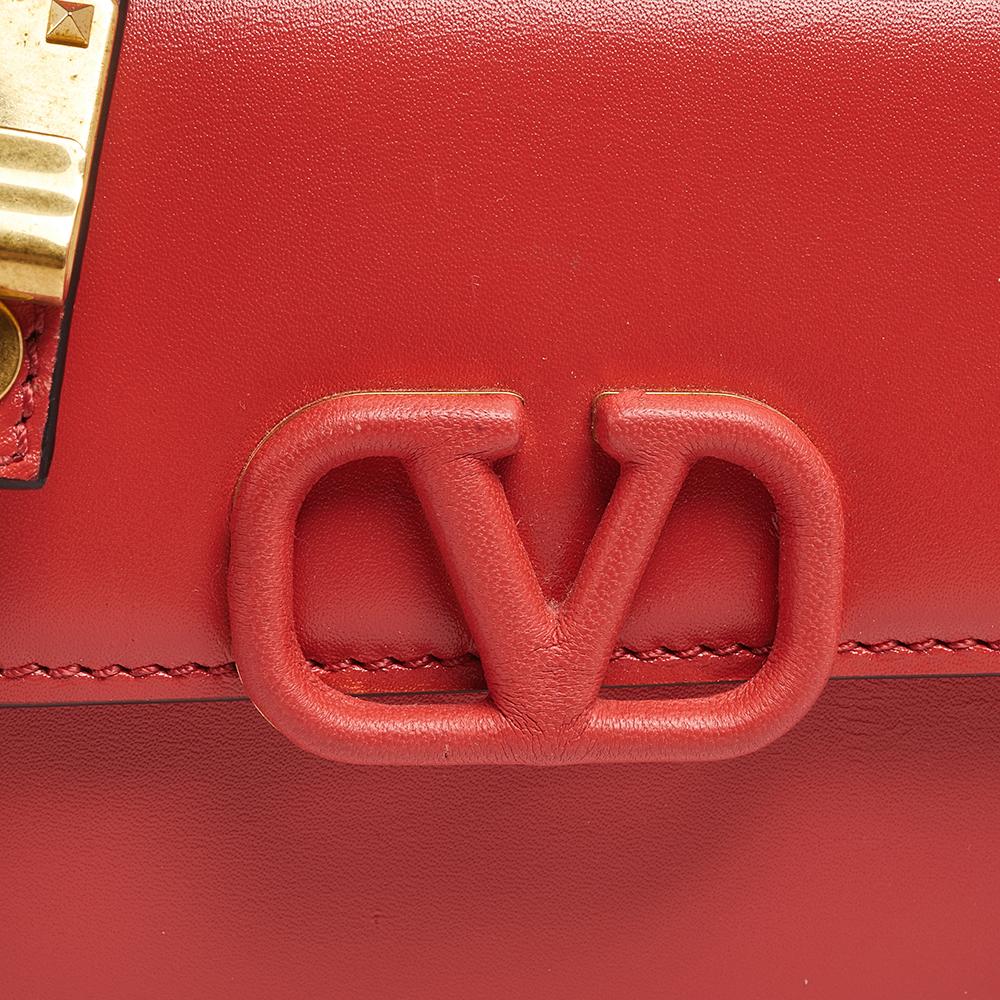 Valentino Red Leather Micro VSling Crossbody Bag In New Condition In Dubai, Al Qouz 2