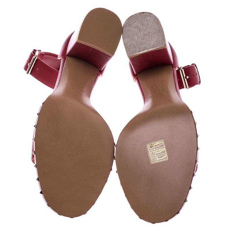 valentino garavani ankle-cuff patent leather sandals