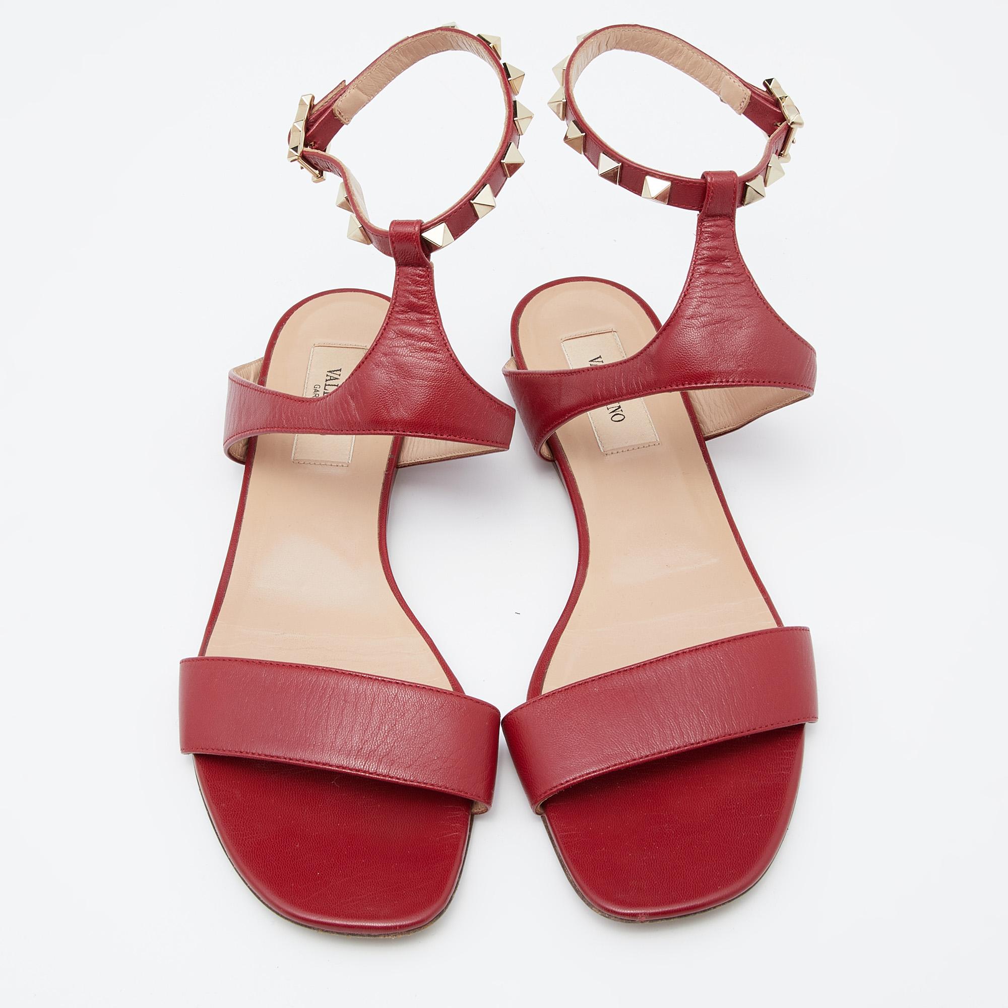 Brown Valentino Red Leather Rockstud Ankle Strap Flat Sandals Size 37