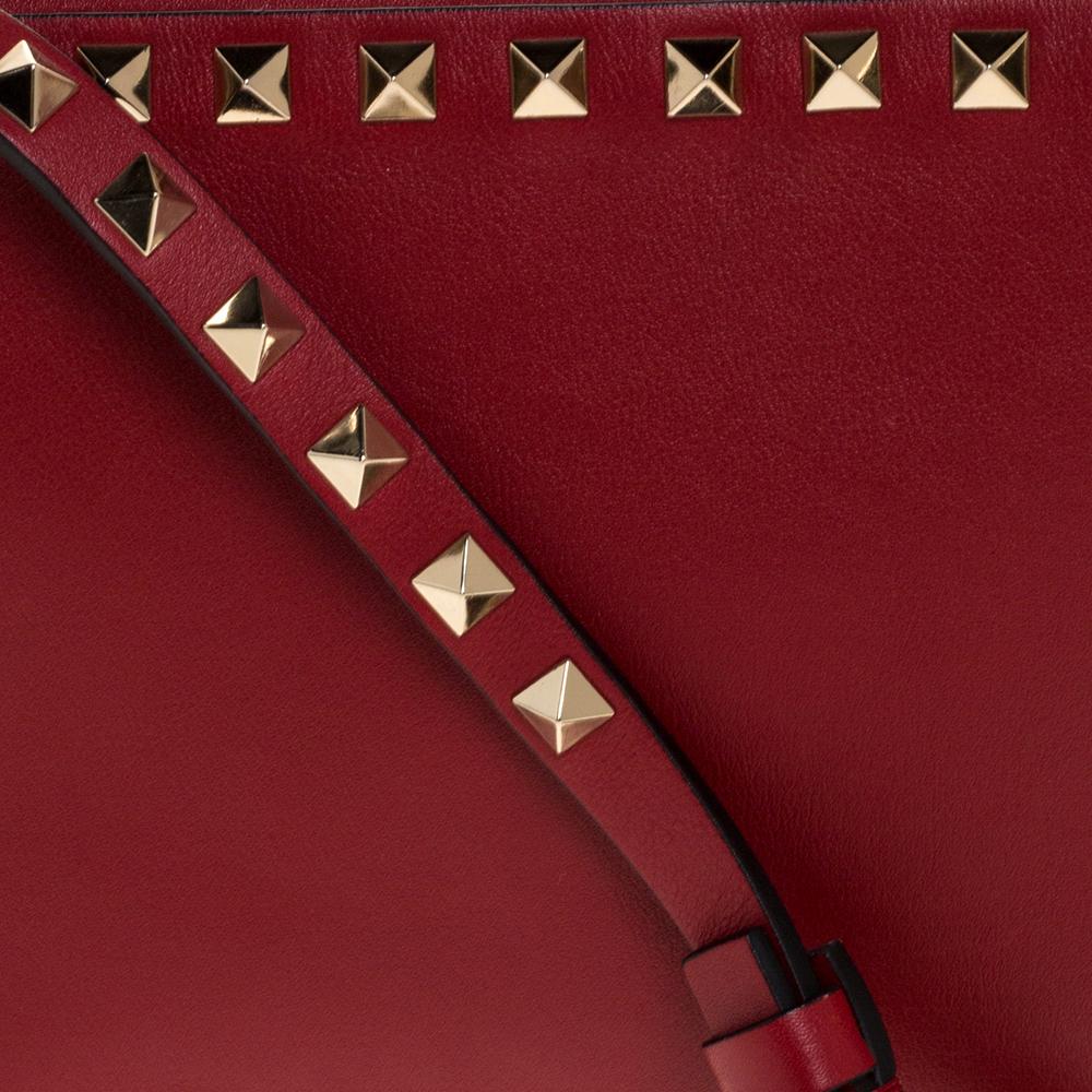 Women's Valentino Red Leather Rockstud Camera Crossbody Bag