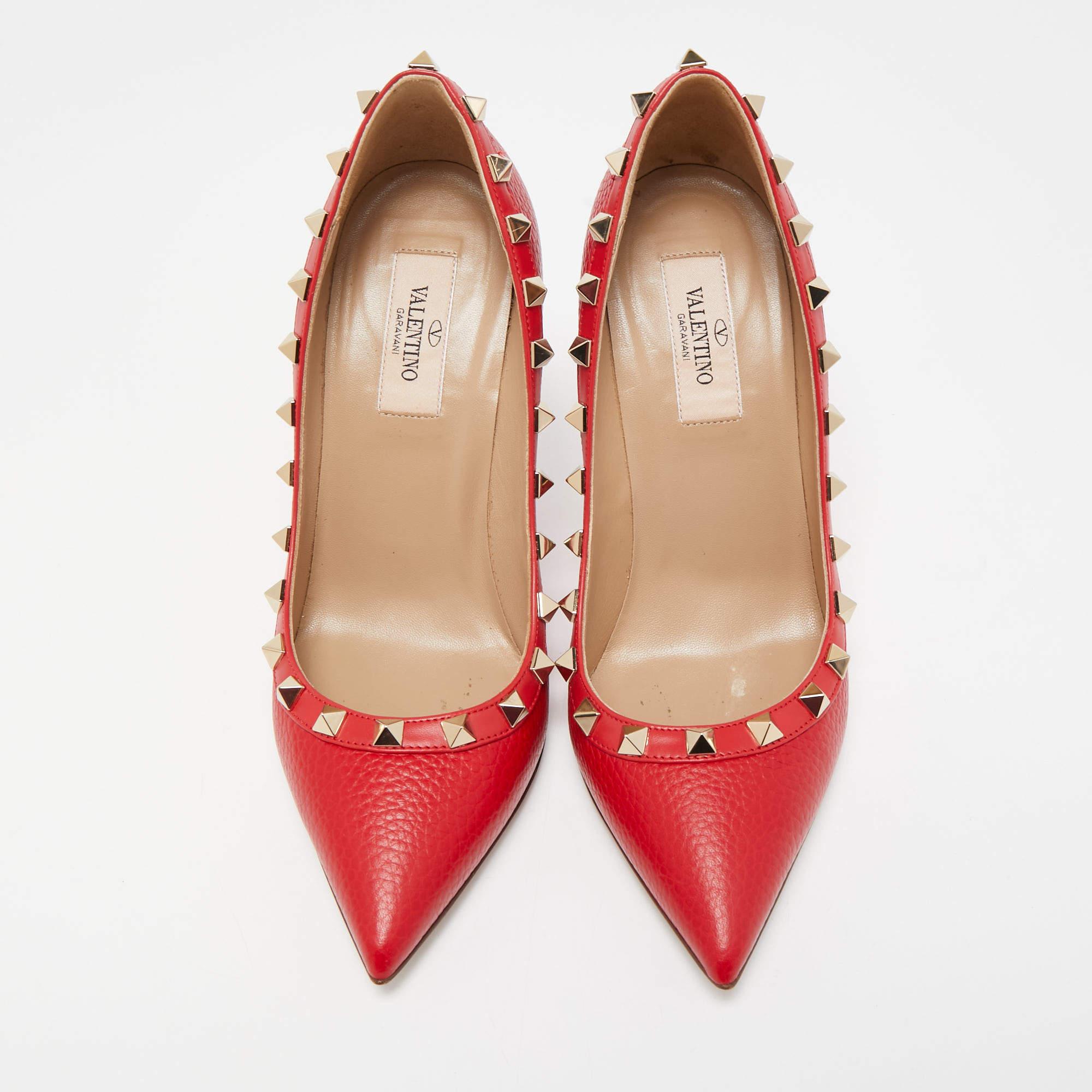 Exhibit an elegant style with this pair of pumps. These Valentino shoes for women are crafted from quality materials. They are set on durable soles and sleek heels.

Includes
Original Dustbag, Info Booklet, Extra Embellishments, Extra Heel Tips