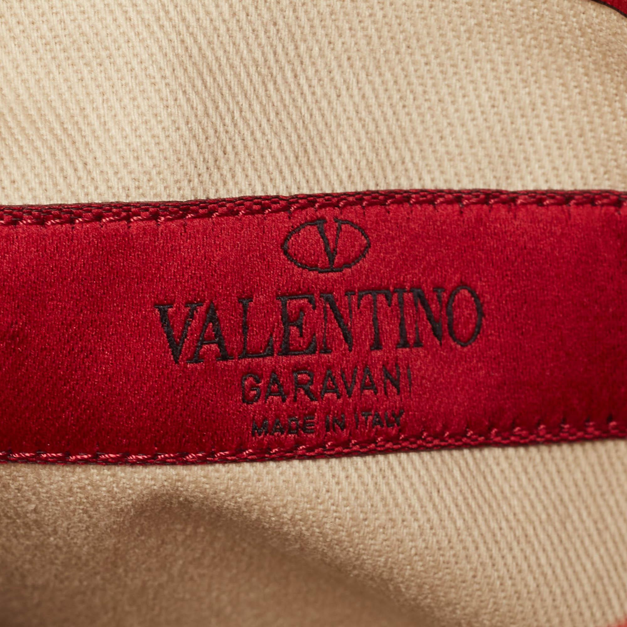 Valentino Sac à bandoulière Rockstud mince en cuir rouge en vente 5