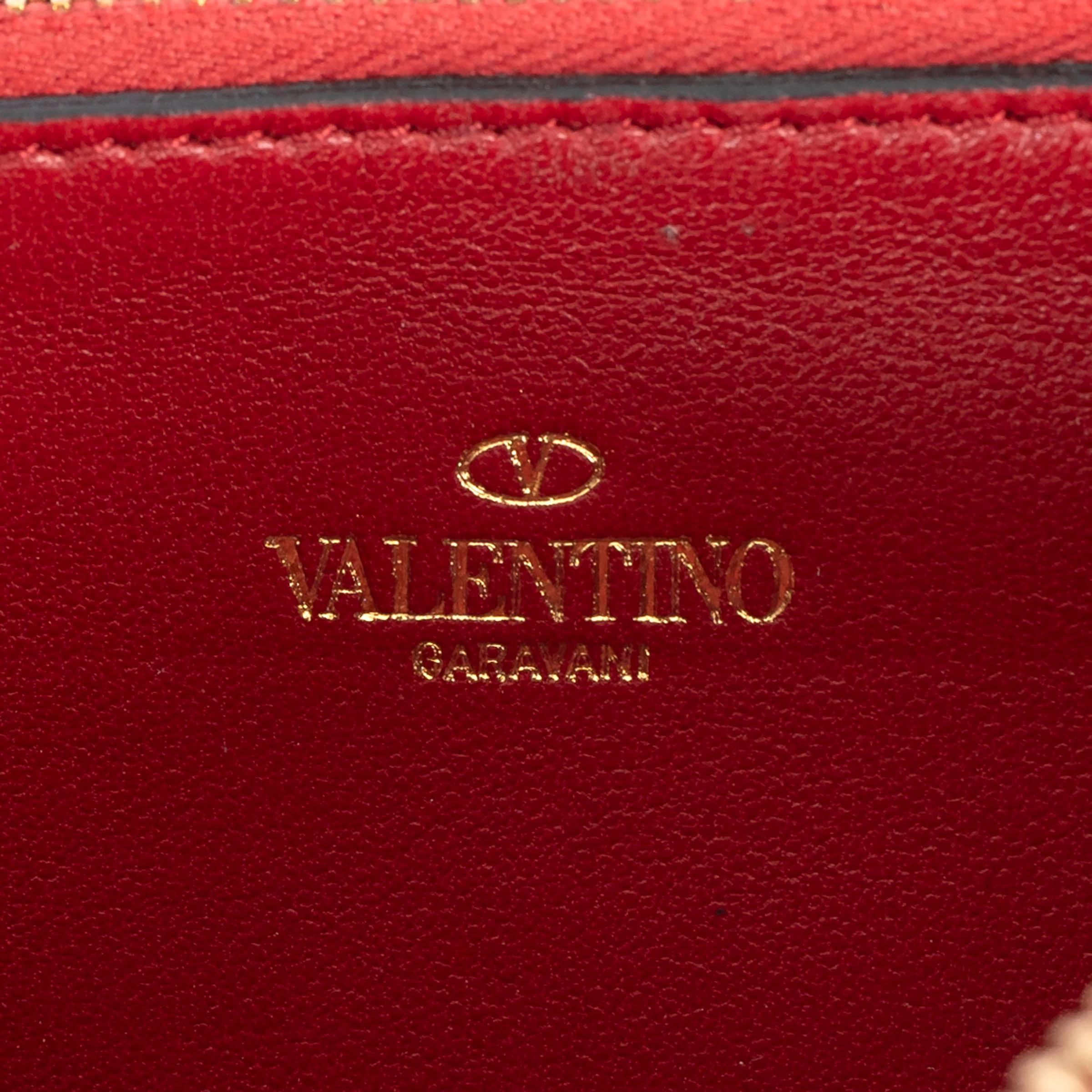 VALENTINO red leather ROCKSTUD SPIKE Continental Zip Wallet For Sale 1